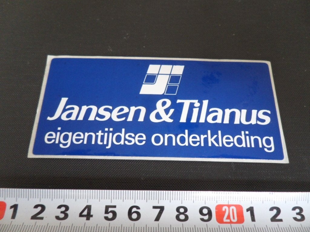 sticker Jansen & Tilanus  eigentijdse onderkleding, Ophalen, Zo goed als nieuw