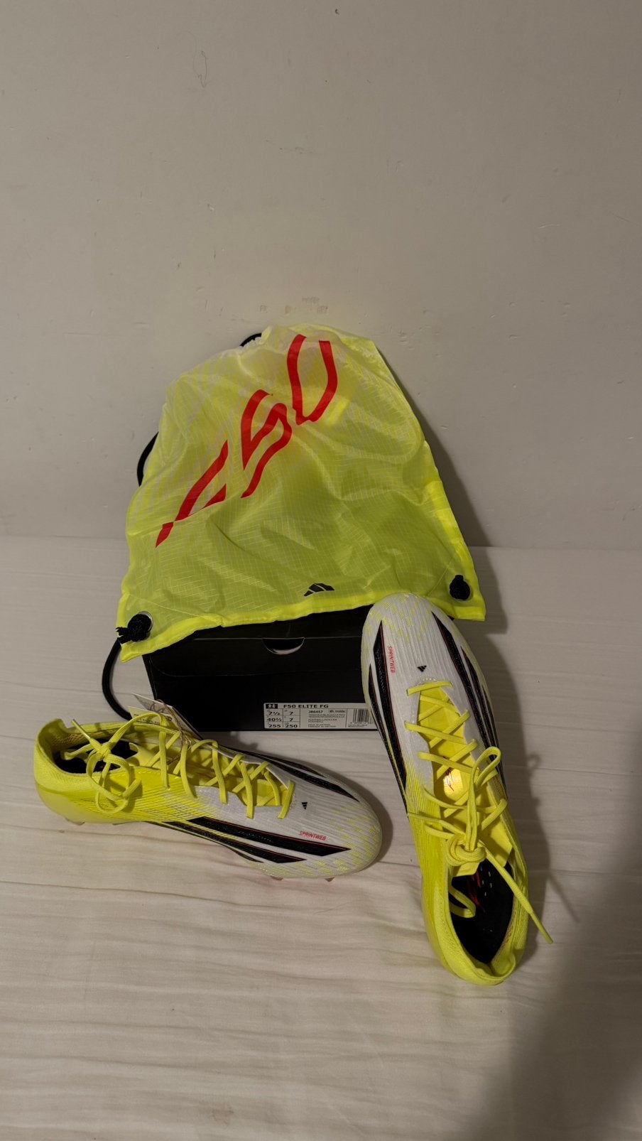 Adidas F50 voetbalschoene maat 40.5, Ophalen of Verzenden, Zo goed als nieuw, Sport