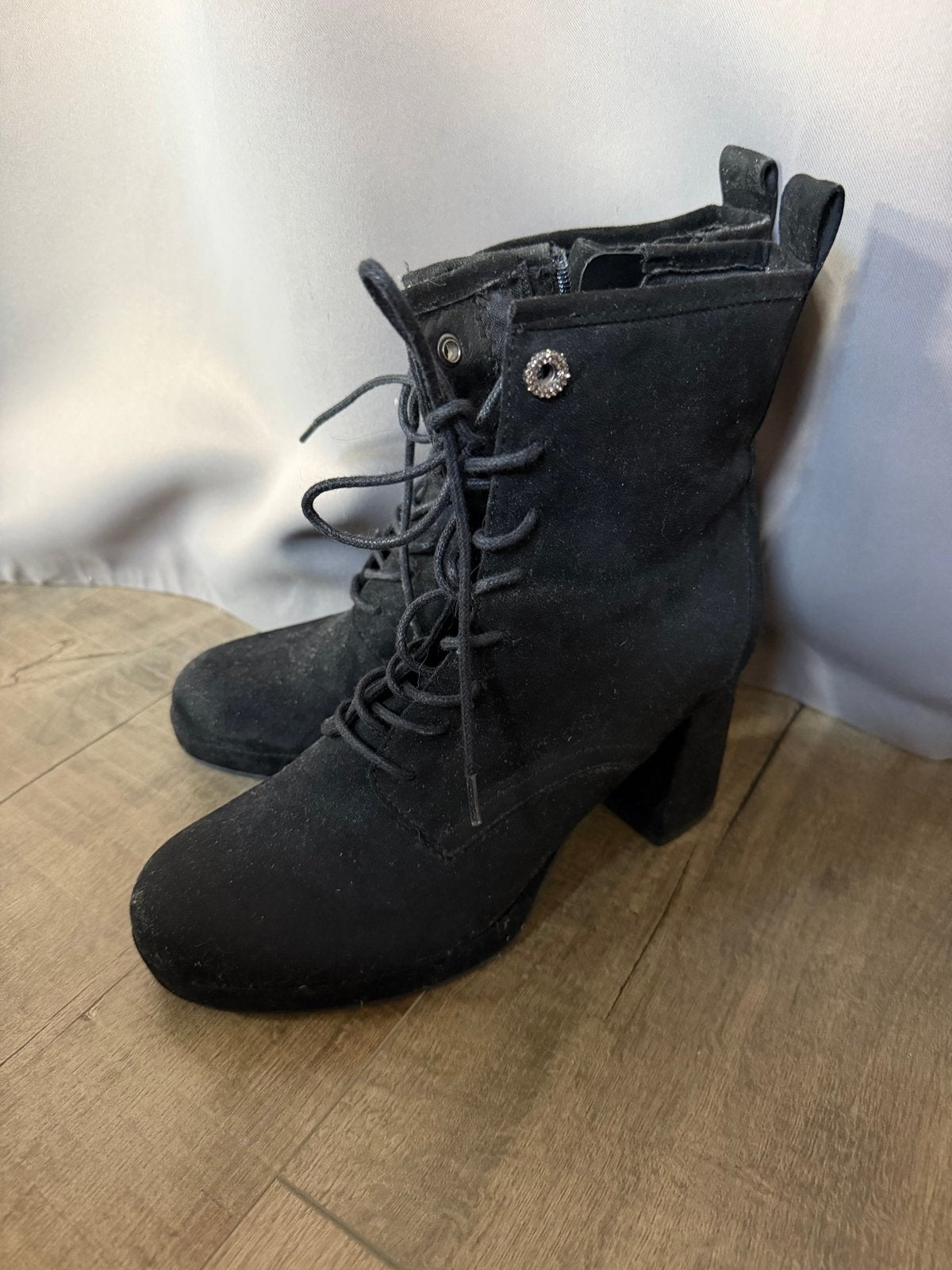 Oxmox zwarte veterlaarsjes maat 40, Kleding | Dames, Schoenen, Ophalen of Verzenden, Gedragen, Zwart, Lage of Enkellaarzen