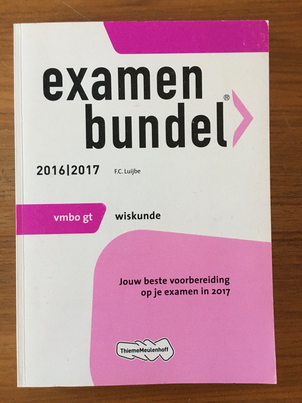 Examenbundel Wiskunde VMBO GT 2016/2017, Boeken, Ophalen of Verzenden, Zo goed als nieuw, VMBO, Wiskunde A