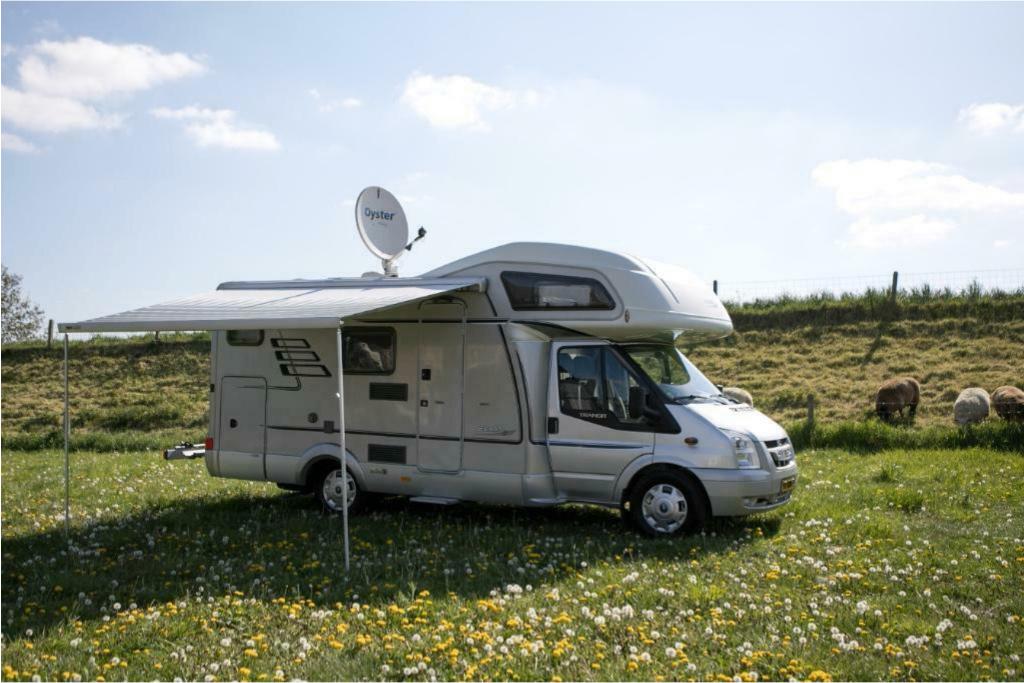Hymer C 622 CL Silverline zeer fijne camper, Caravans en Kamperen, Campers, Ringverwarming, Luifel, Ford, Koelkast