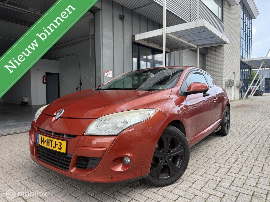 Renault Megane Coupé 1.6 Dynamique, Auto's, Voorwielaandrijving, Gebruikt, Bedrijf, Automatische klimaatregeling