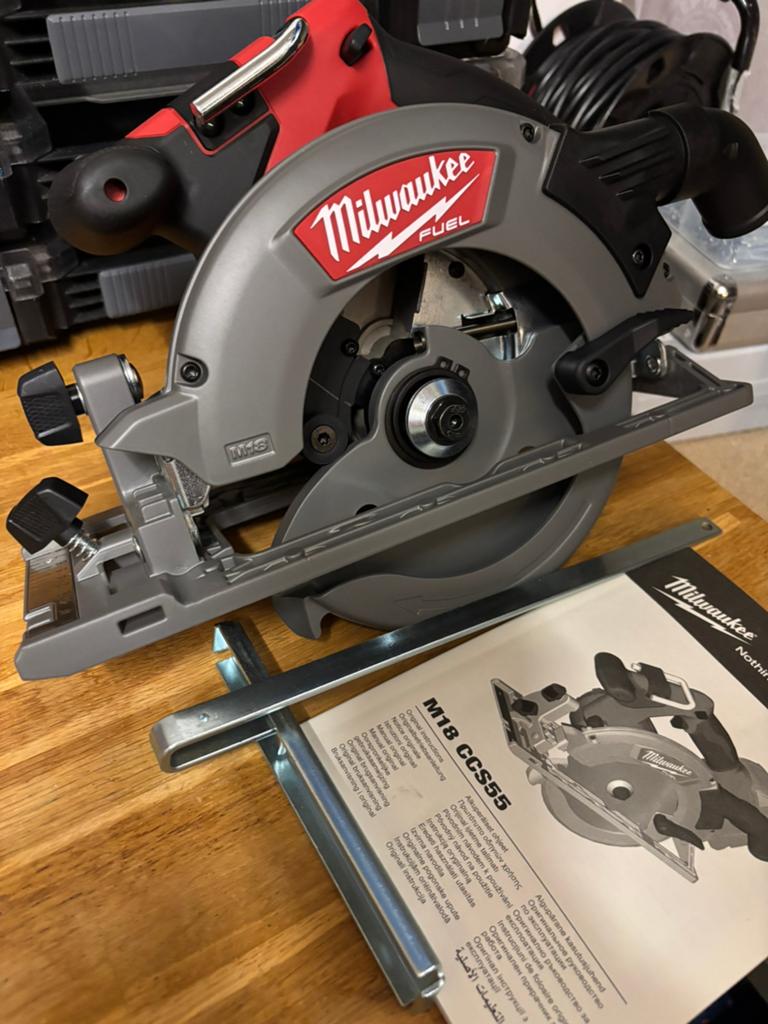 Milwaukee M18 CCS55 – Cirkelzaagmachine !!!NIEUW!!!, Cirkelzaag, Ophalen of Verzenden, Zo goed als nieuw, 30 tot 70 mm