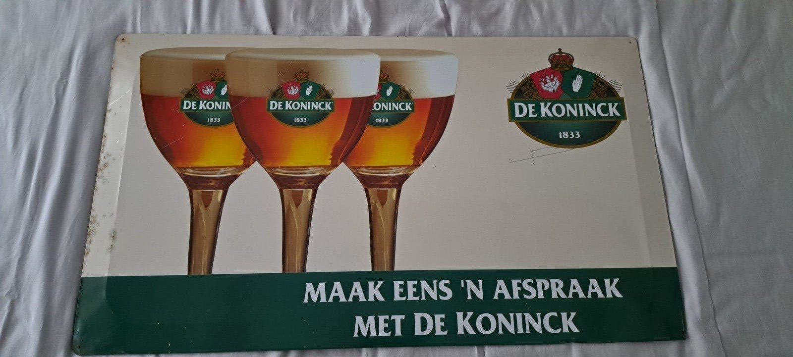 Vintage blikken bord De Koninck 1833, Verzamelen, Ophalen of Verzenden, Gebruikt, Reclamebord