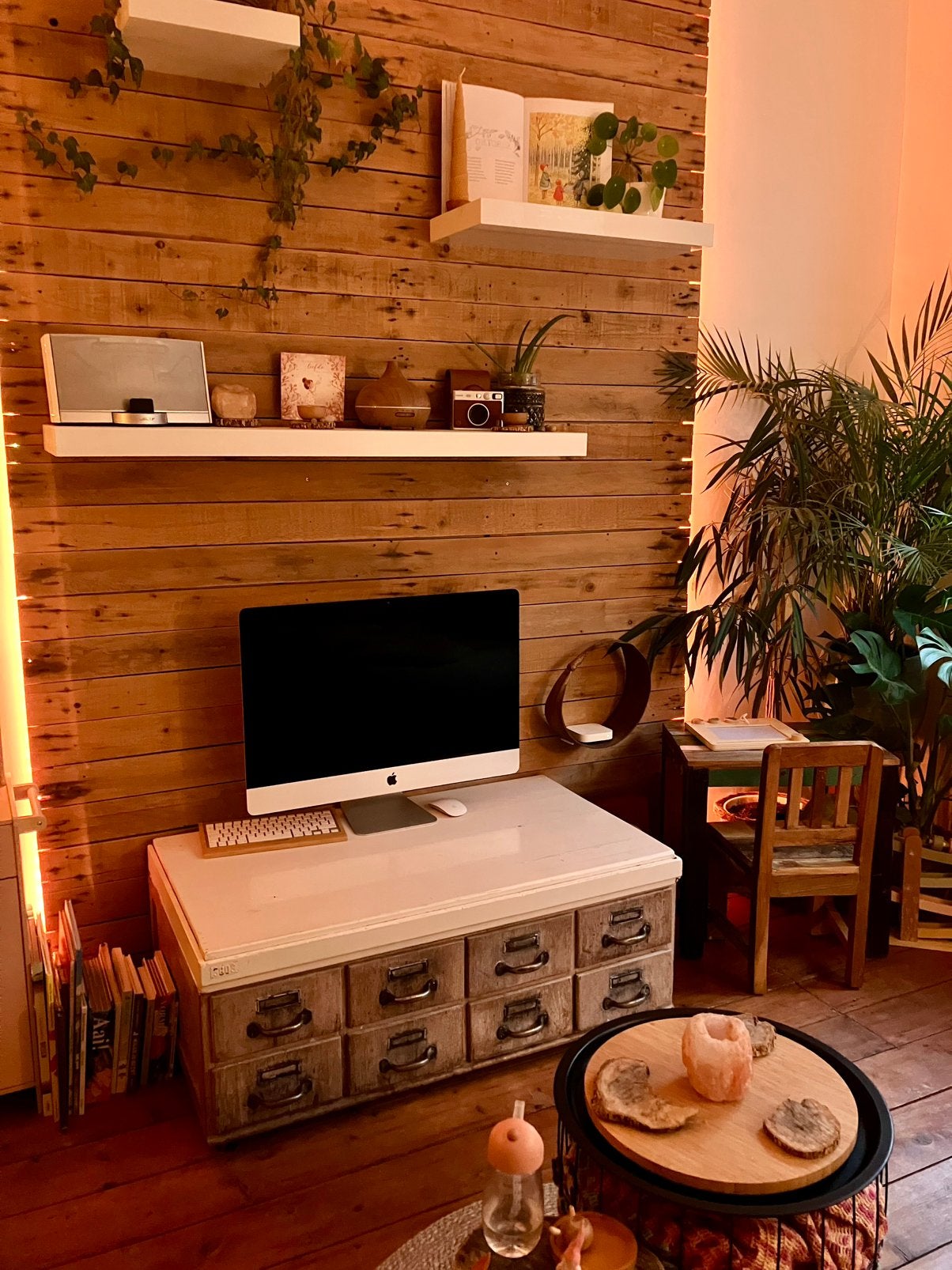 Apothekers kast | Salon tafel | op wielen, Ophalen, Gebruikt, 50 tot 100 cm, Overige houtsoorten