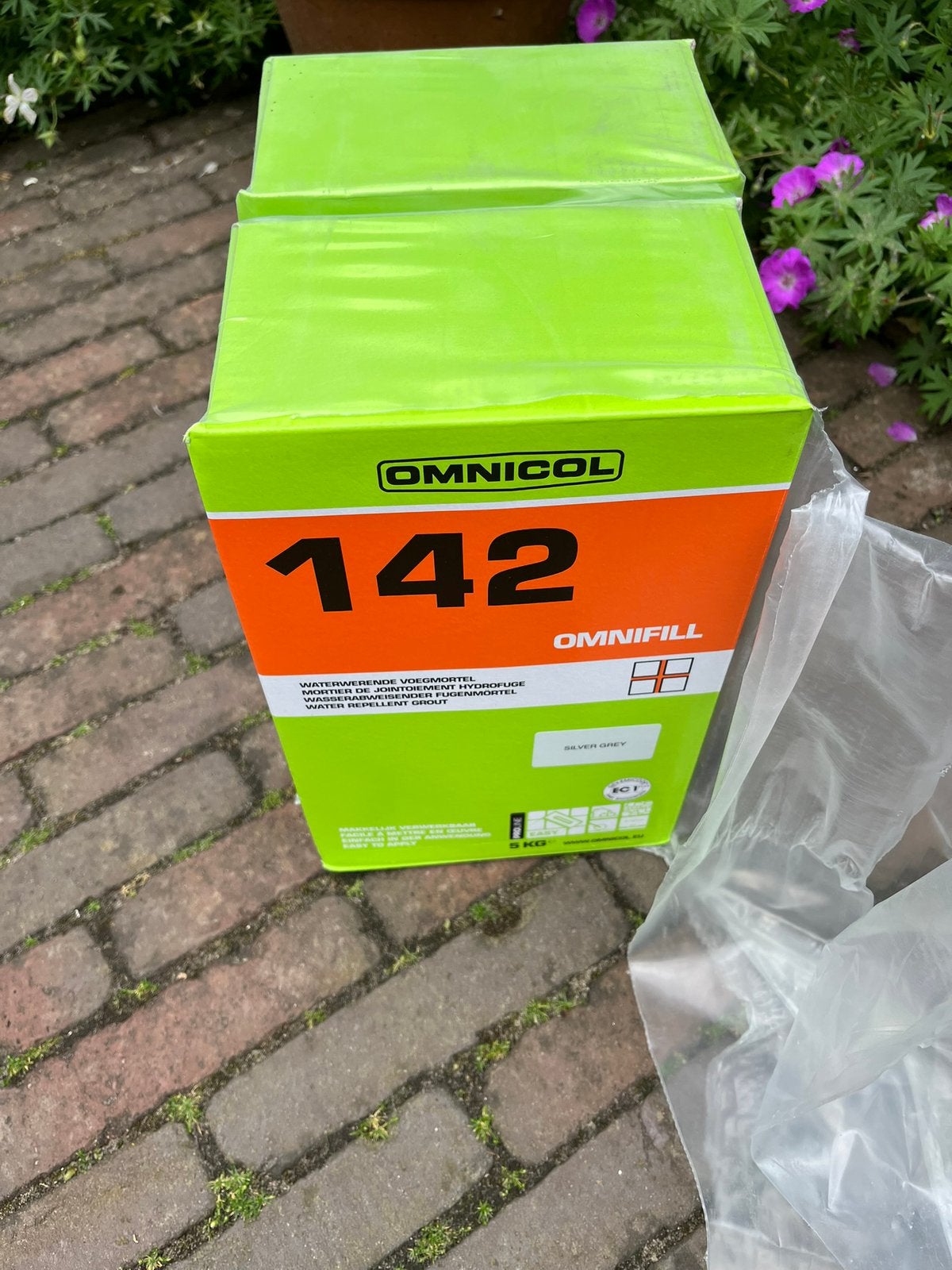 Tegelvoegmiddel Omnicol, 2 pakken 1 prijs, Doe-het-zelf en Verbouw, Tegels, Ophalen, 60 cm of meer, Keramiek, Nieuw