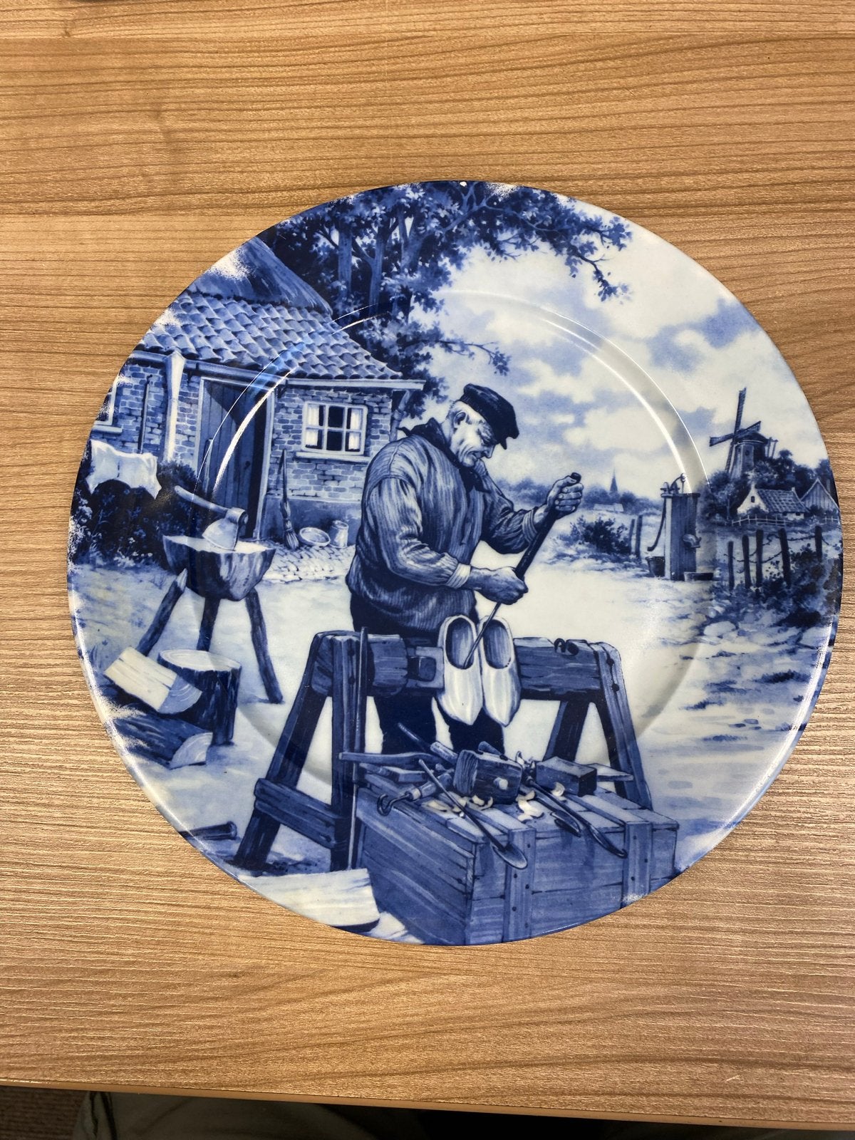 Delfts Blauw sierbord 'De Klompenmaker' 1984, Ophalen of Verzenden