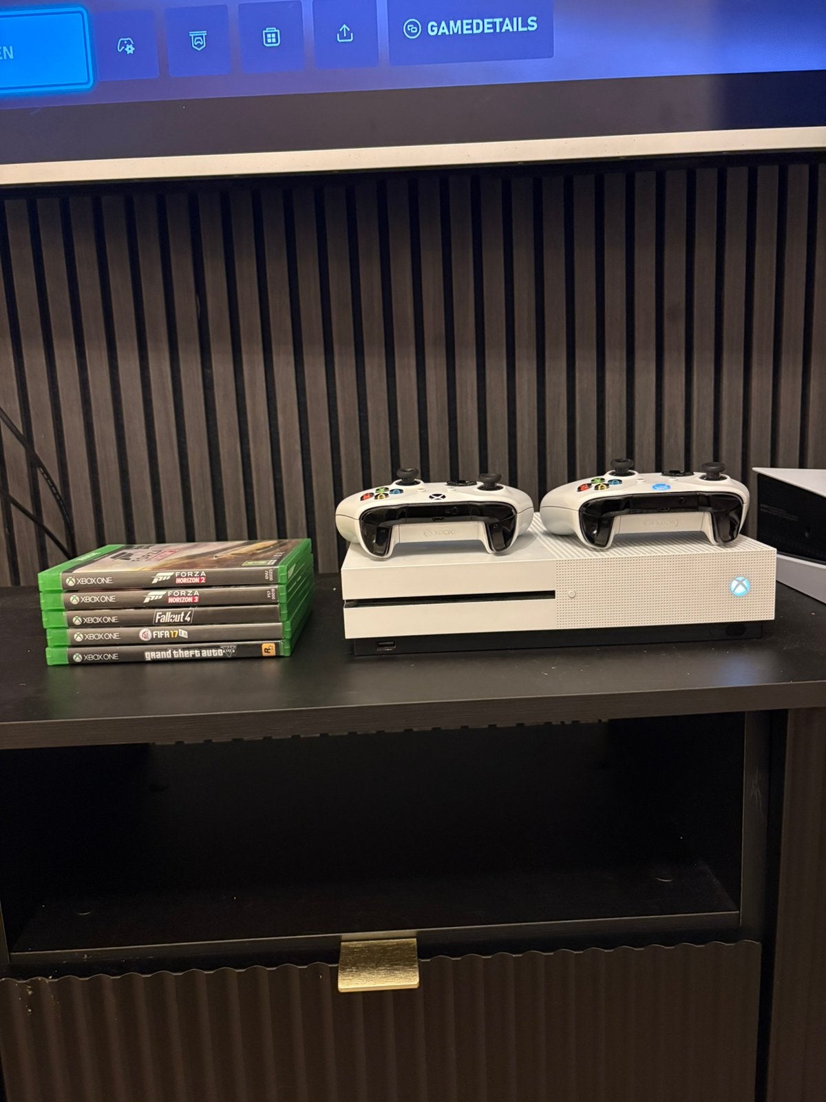 Xbox one s 1tb forza horzon 2,3, Met games, Met 2 controllers, Ophalen of Verzenden, Zo goed als nieuw