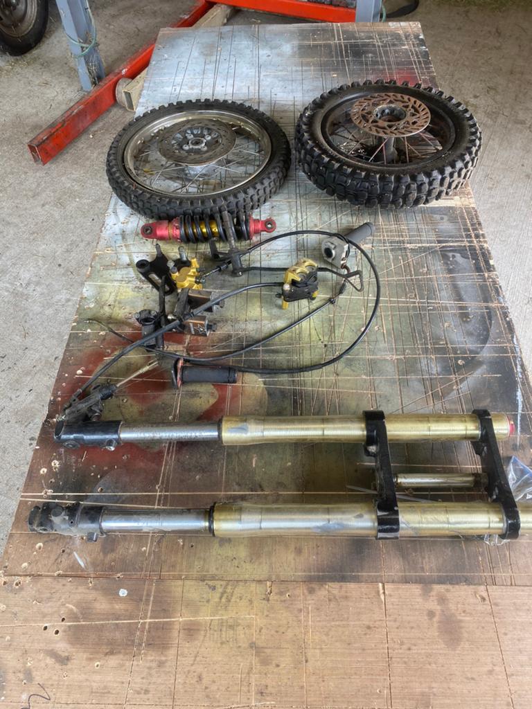 Pitbike onderdelen, Ophalen
