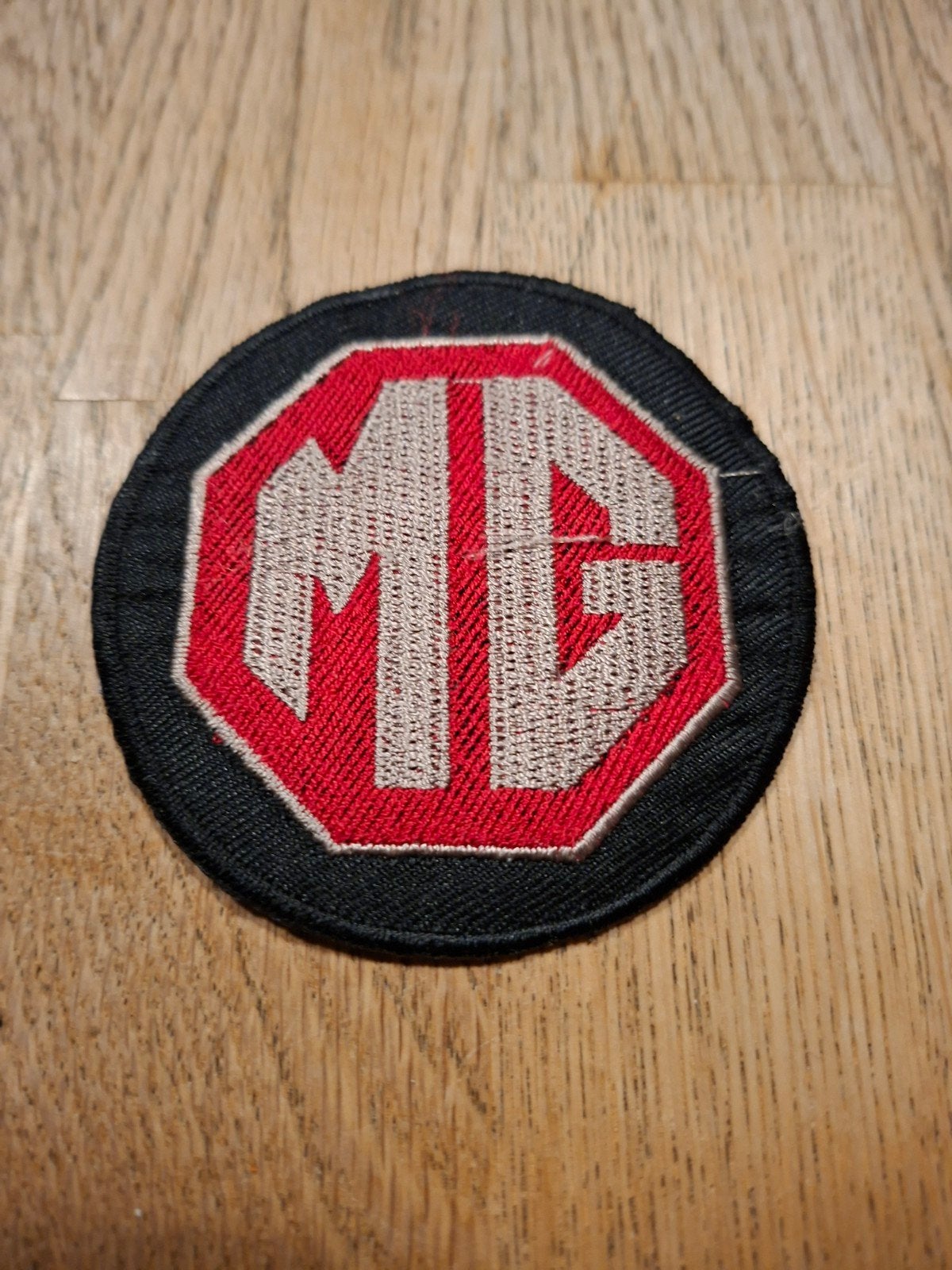 Mg auto stoffen strijkemblemen, Ophalen of Verzenden, Auto's