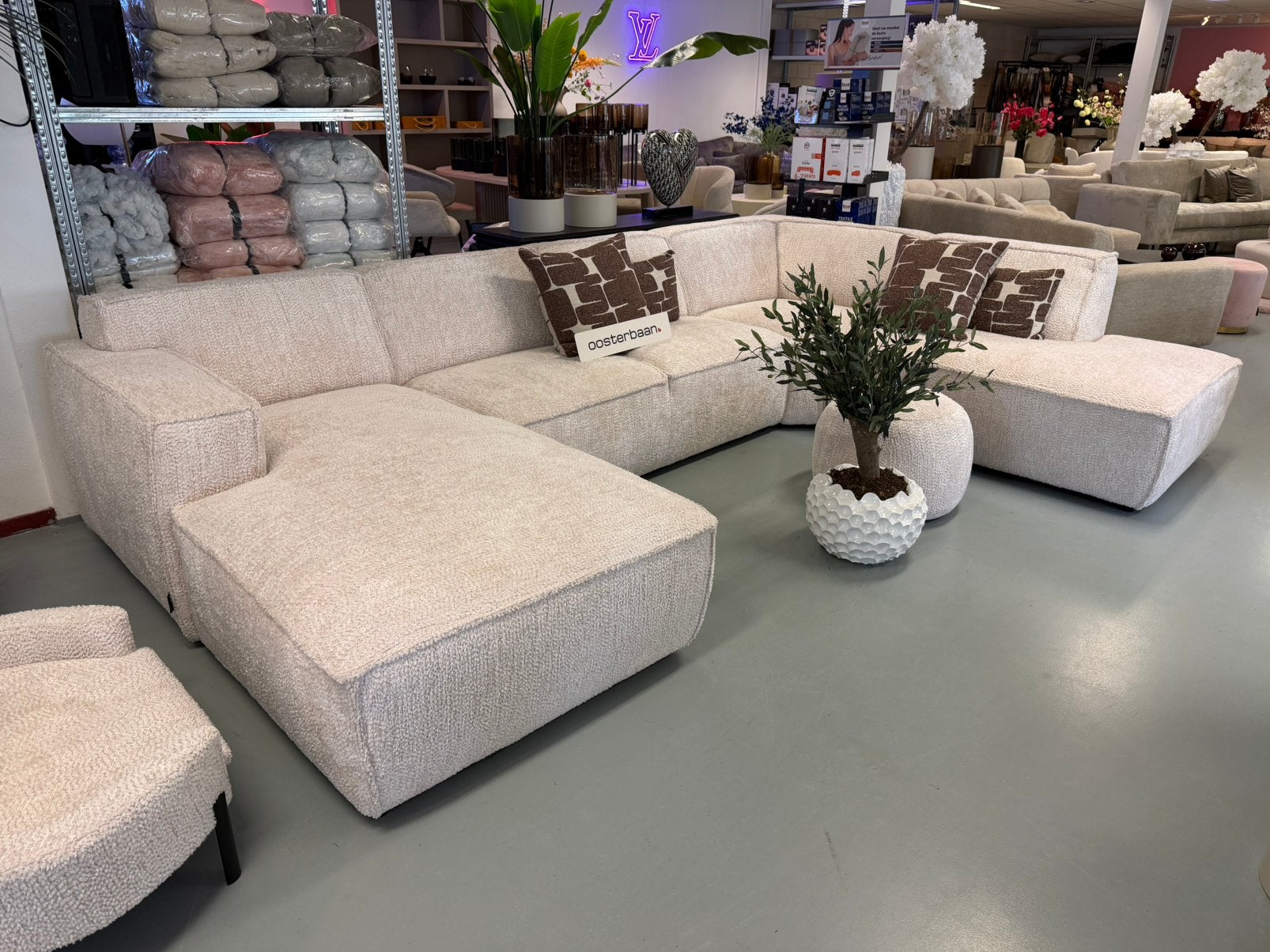 Luxe Velvet Teddy U-bank Richard 190x370x250cm NIEUW Uniek, Huis en Inrichting, Banken | Bankstellen, Info@oosterbaanwonen.nl