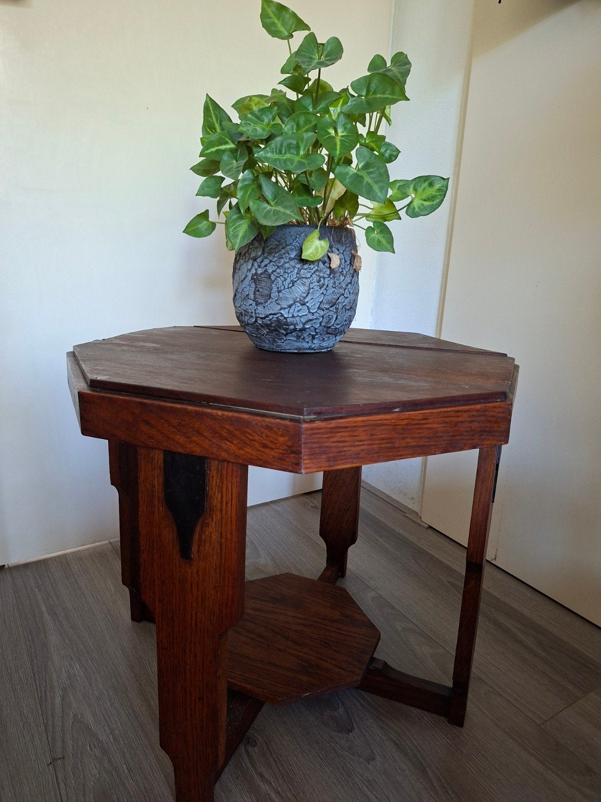 Vintage achthoekig bijzettafeltje hout, Amsterdamse school, Ophalen
