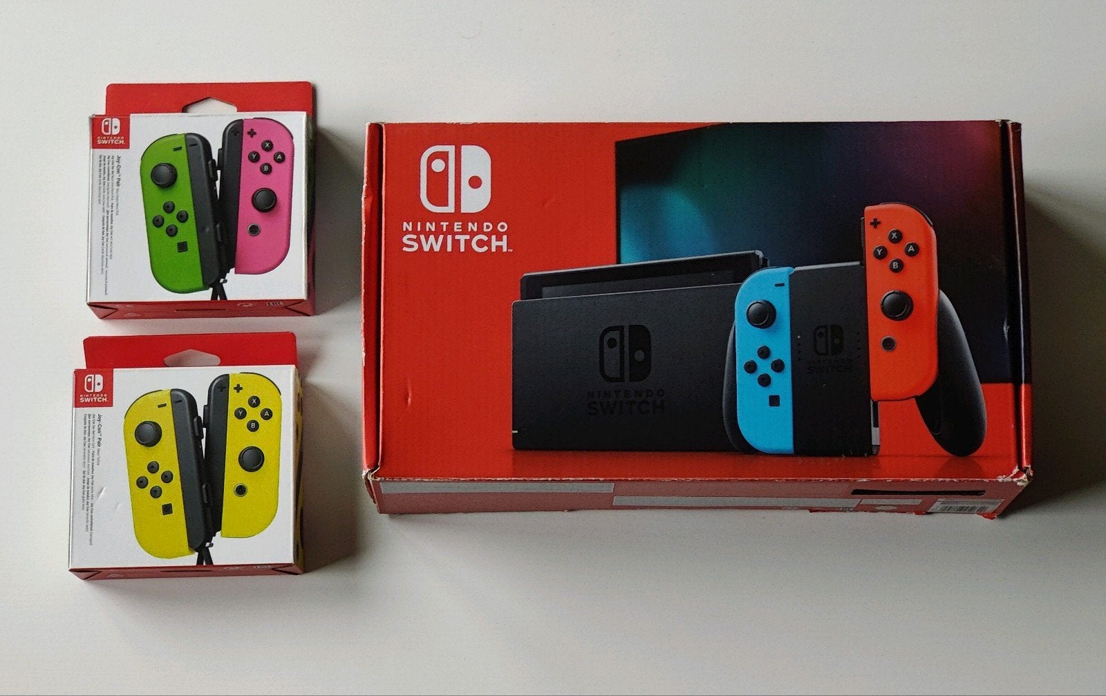 Nintendo Switch (V2 2019) met 2 extra sets Joy-Con, Spelcomputers en Games, Spelcomputers | Nintendo Switch, Ophalen of Verzenden