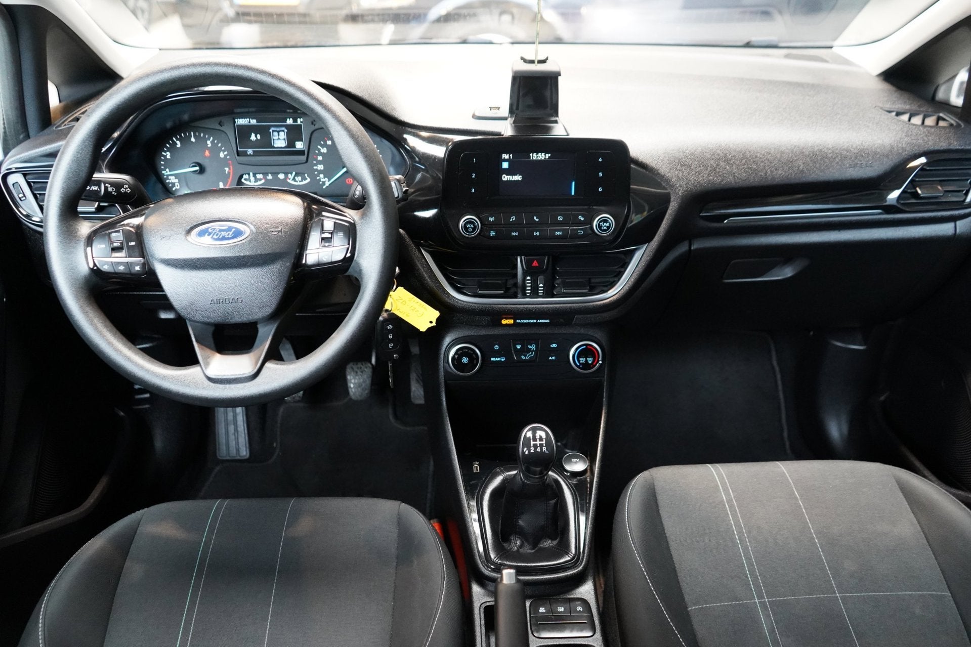 Ford Fiesta 1.1 Trend | AIRCO | CRUISE | PDC | ELEK.RAMEN |, Stof, Gebruikt, Origineel Nederlands, Bedrijf