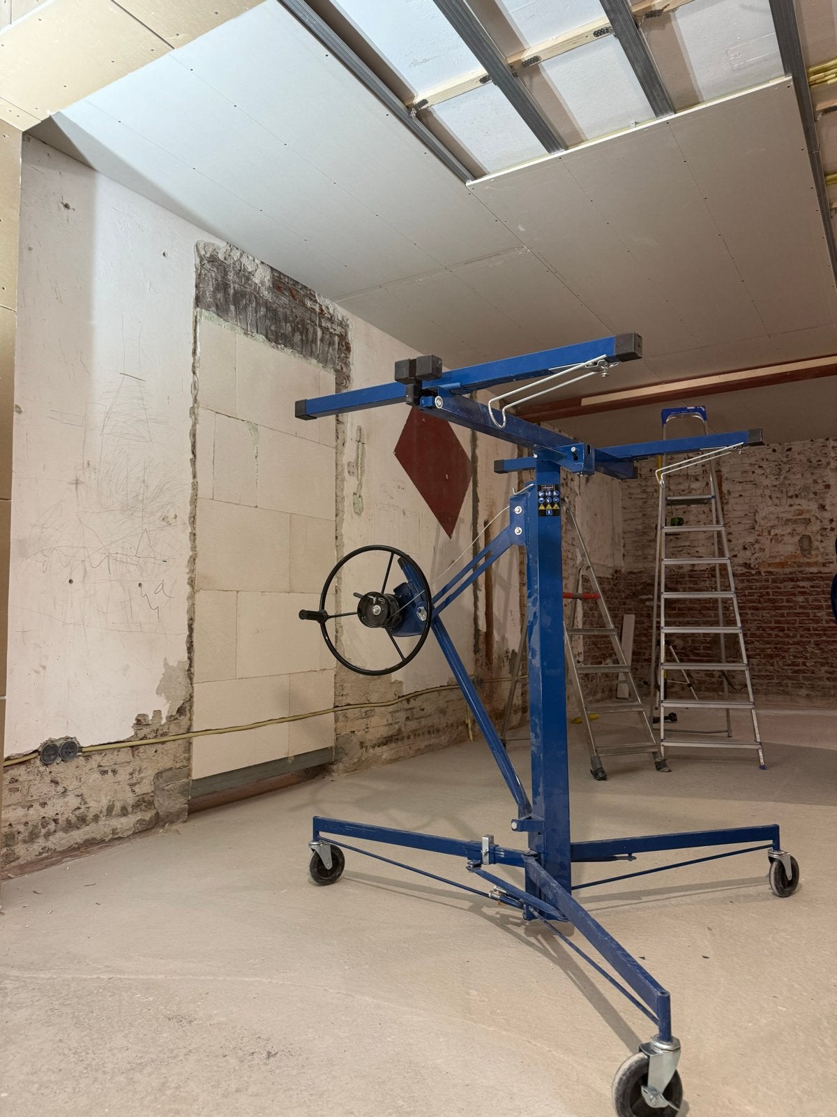 Professionele Platenlift - Hefbereik 1220-3350 mm, Ophalen, Nieuw