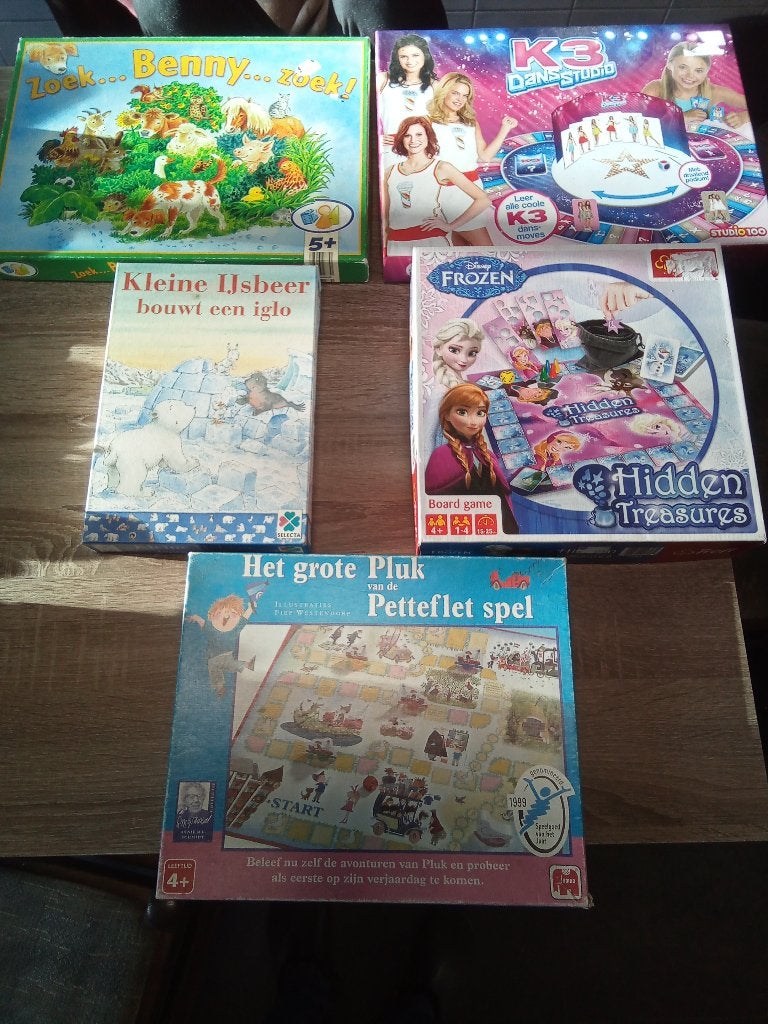 Diverse bordspellen o.a; Zoek Benny, K3, Frozen, Pluk, Hobby en Vrije tijd, Drie of vier spelers, Ophalen, Gebruikt, Diverse