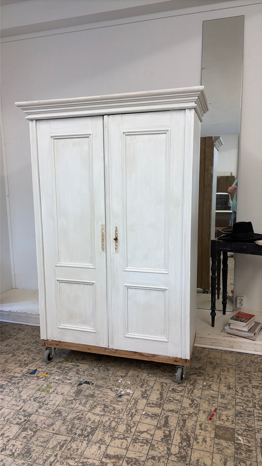 Brocante meidenkast, Ophalen, 100 tot 150 cm, Zo goed als nieuw, 150 tot 200 cm