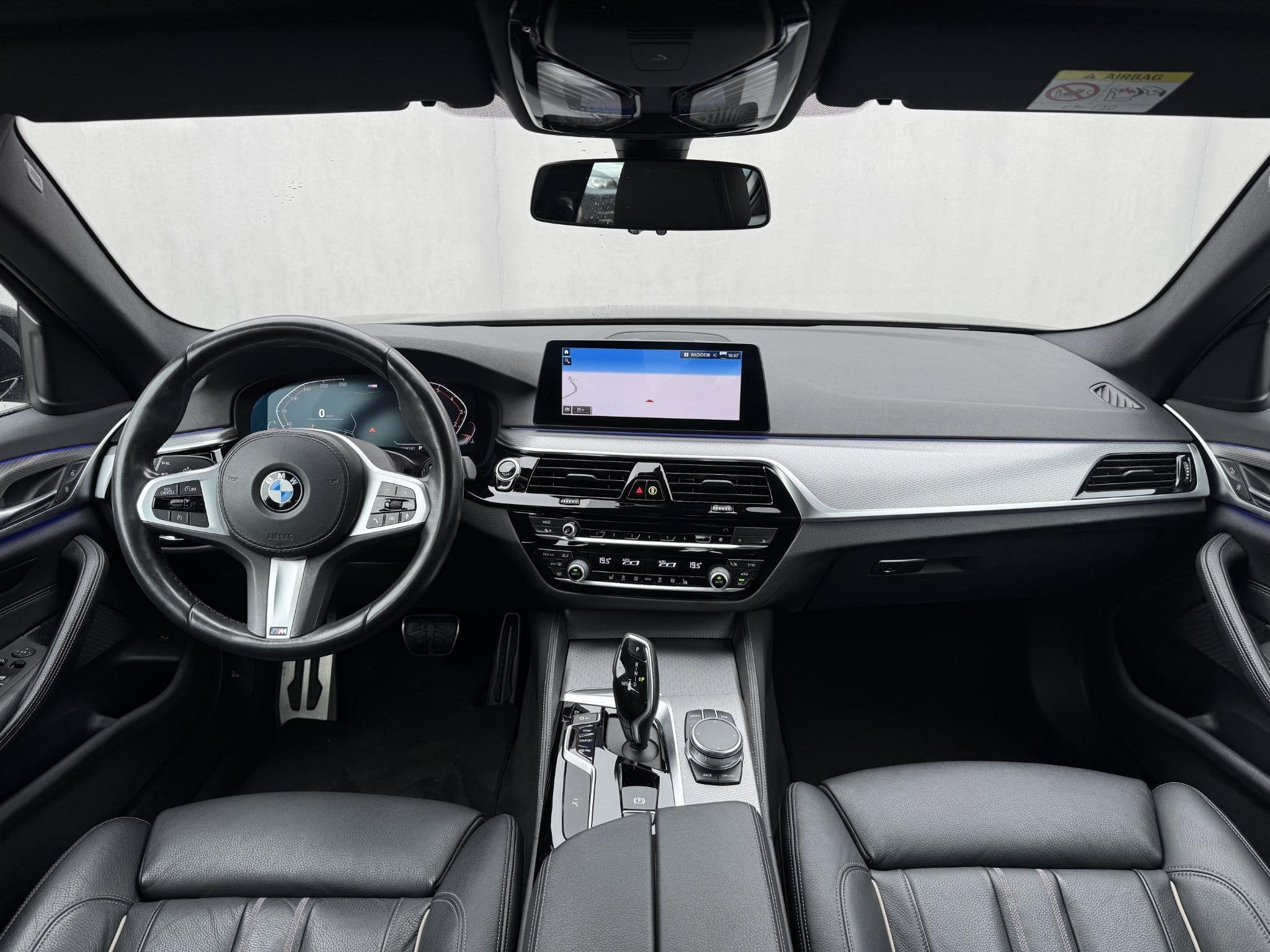 BMW 5-serie 520i High Executive Edition M - Sport / Elektris, Auto's, Automaat, 1998 cc, Achterwielaandrijving, Gebruikt