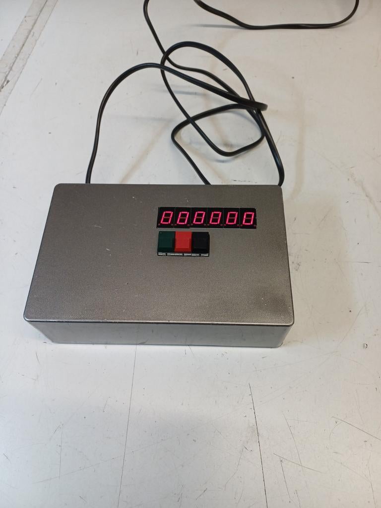 Doka Timer 220V met 1 DIN aansluiting, Ophalen of Verzenden, Gebruikt