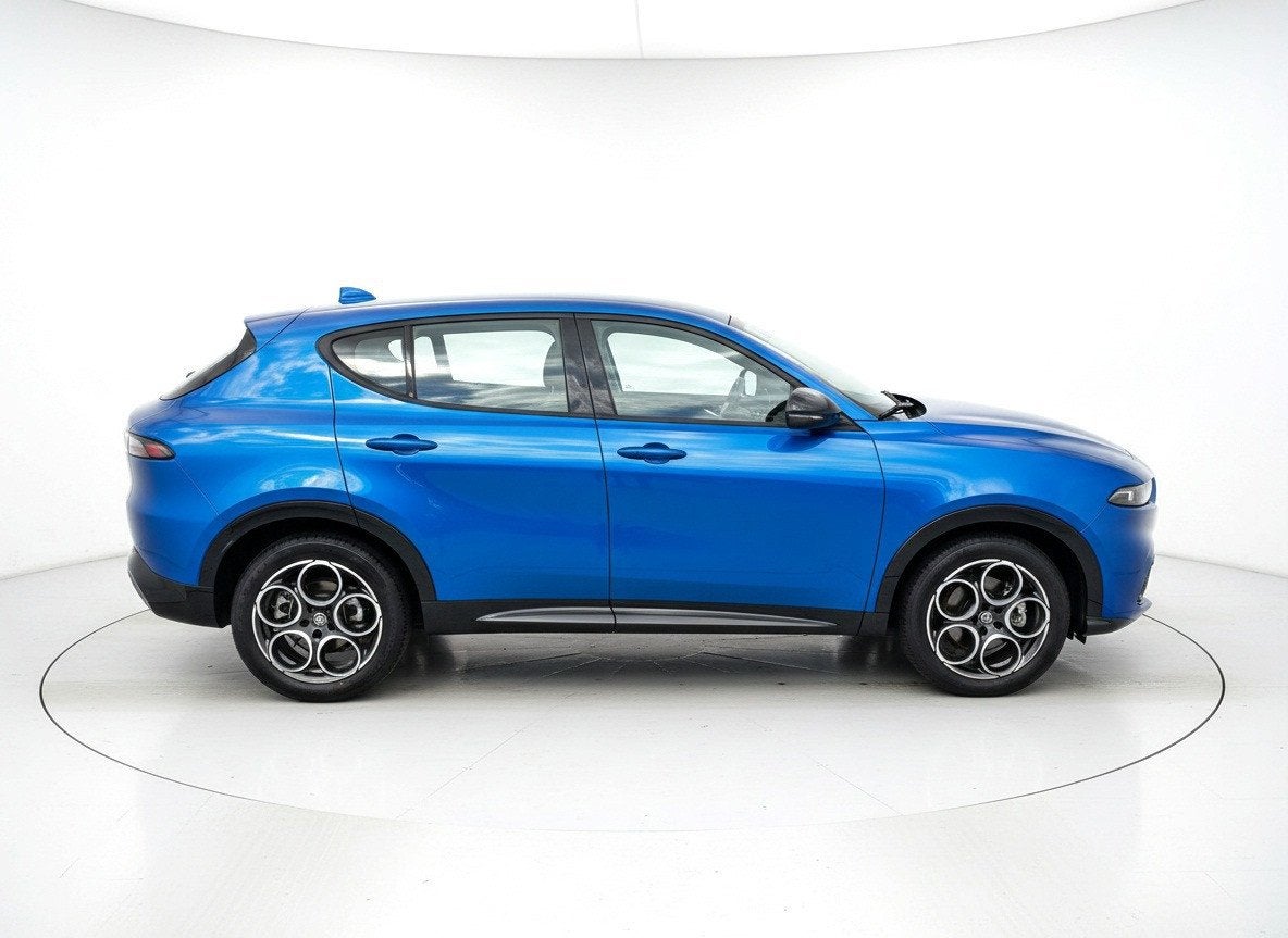 Alfa Romeo TONALE 1.5T Hybrid Sprint / Automaat / Camera / C, Auto's, Gebruikt, 4 cilinders, 700 kg, Blauw