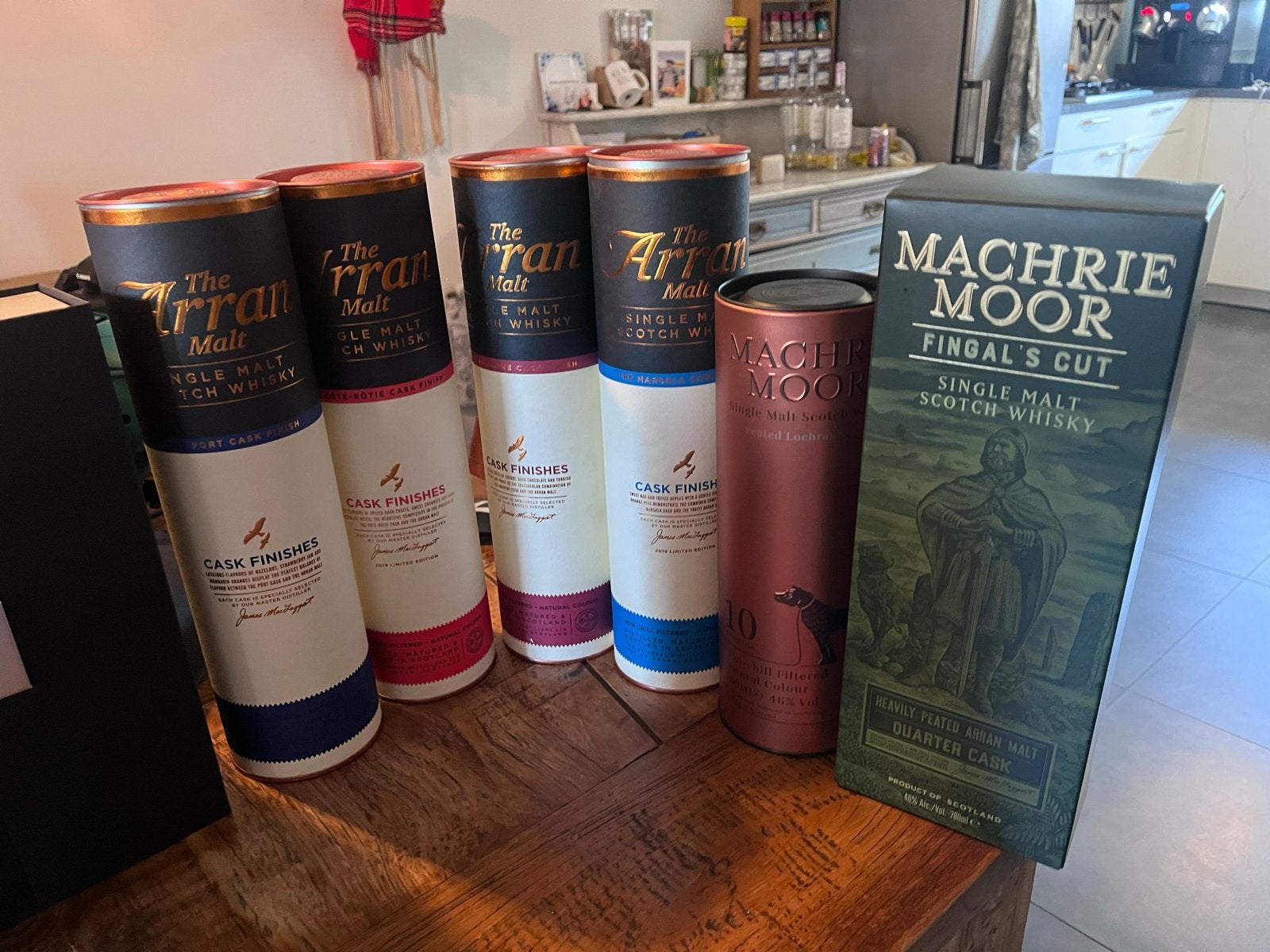 Partij whisky blikken en dozen van The Arran Malt en Machrie, Verzamelen, Ophalen of Verzenden, Gebruikt, Overige, Overige merken
