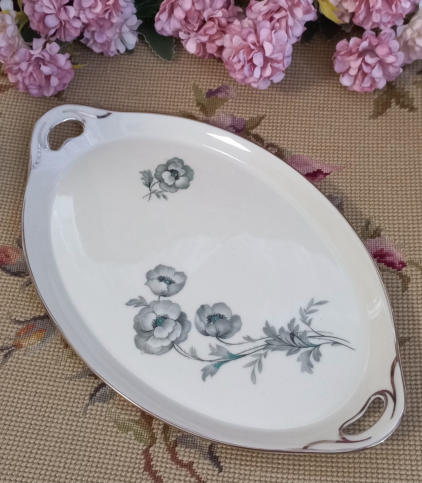 Mooi brocant serveerschaaltje, grijs/groene bloemen, Deens, Ophalen of Verzenden