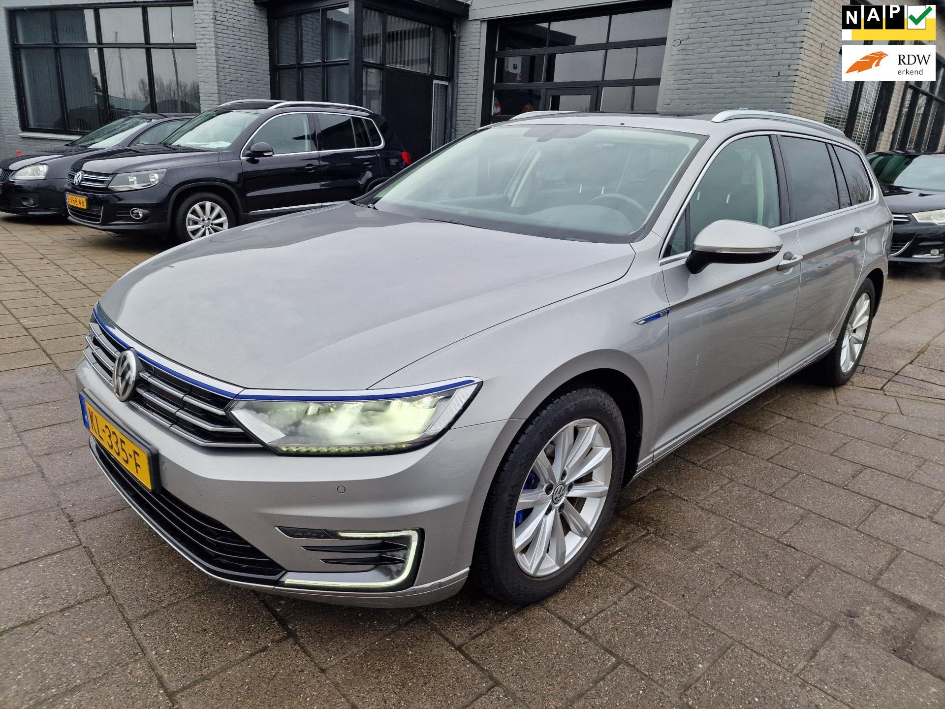 Volkswagen Passat Variant 1.4 TSI GTE Connected Series Plus/, Auto's, Gebruikt, Hybride Elektrisch/Benzine, 1600 kg, 93 €/maand