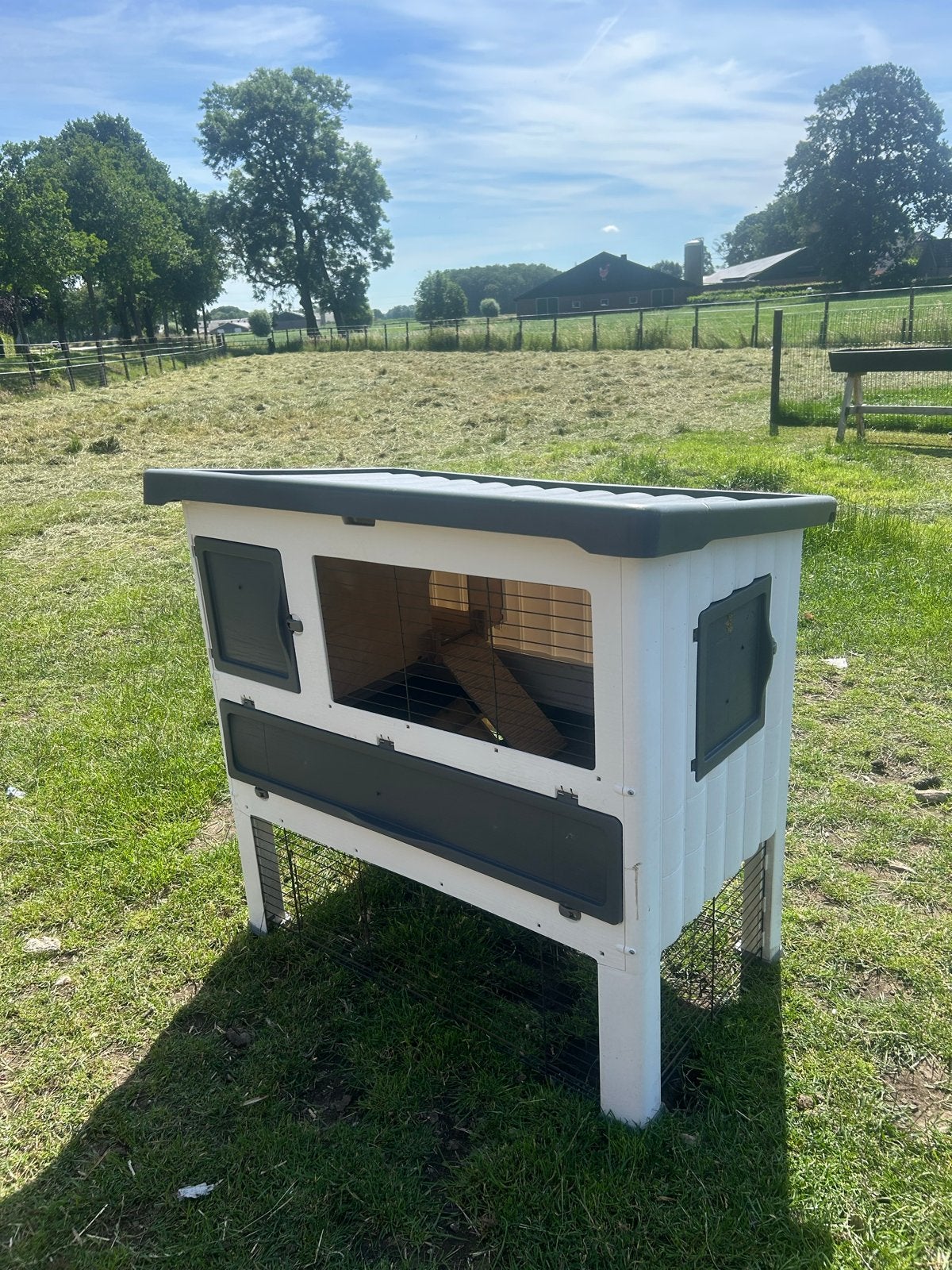Ferplast konijnenhok, Dieren en Toebehoren, Ophalen, 110 cm of meer, Zo goed als nieuw, 90 cm of meer