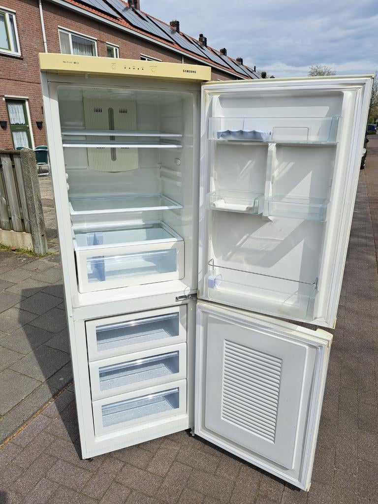 koelkast en vriezer werken perfect, Ophalen of Verzenden