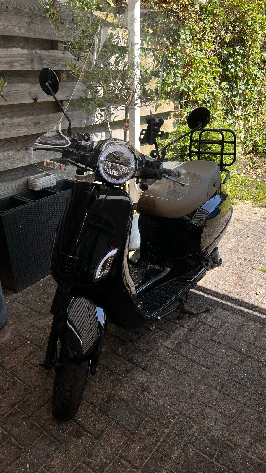 Senzo Brommer zwart met LED, Ophalen, Gebruikt, Maximaal 45 km/u