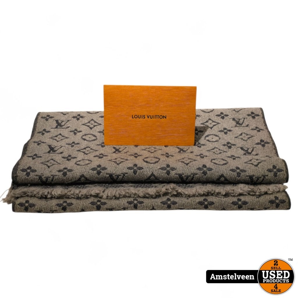 Louis Vuitton M70932 Monogram Classic Scarf, Louis Vuitton, Gebruikt, Support@louisvuitton.com, 2 Rue du Pont Neuf
75001 Paris
France