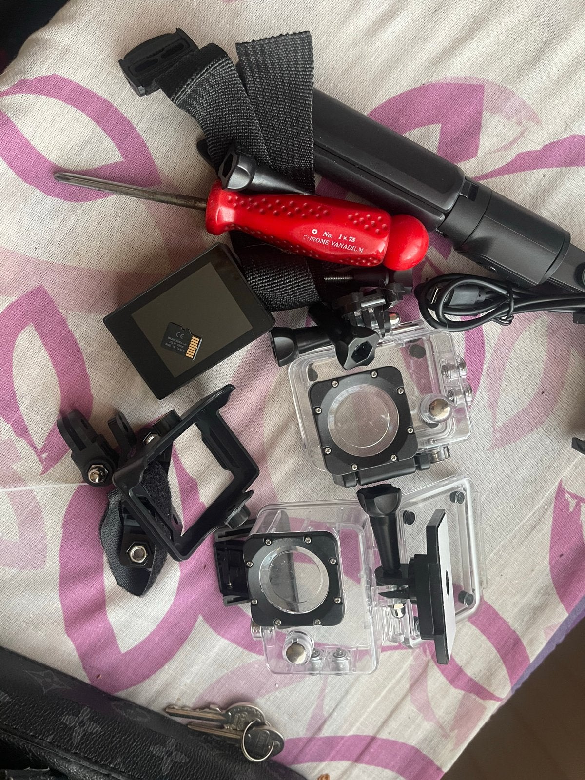 Ultra HD 4k Actiecamera met waterdichte behuizing en mounts, Audio, Tv en Foto, Ophalen of Verzenden, Gebruikt, Overige merken