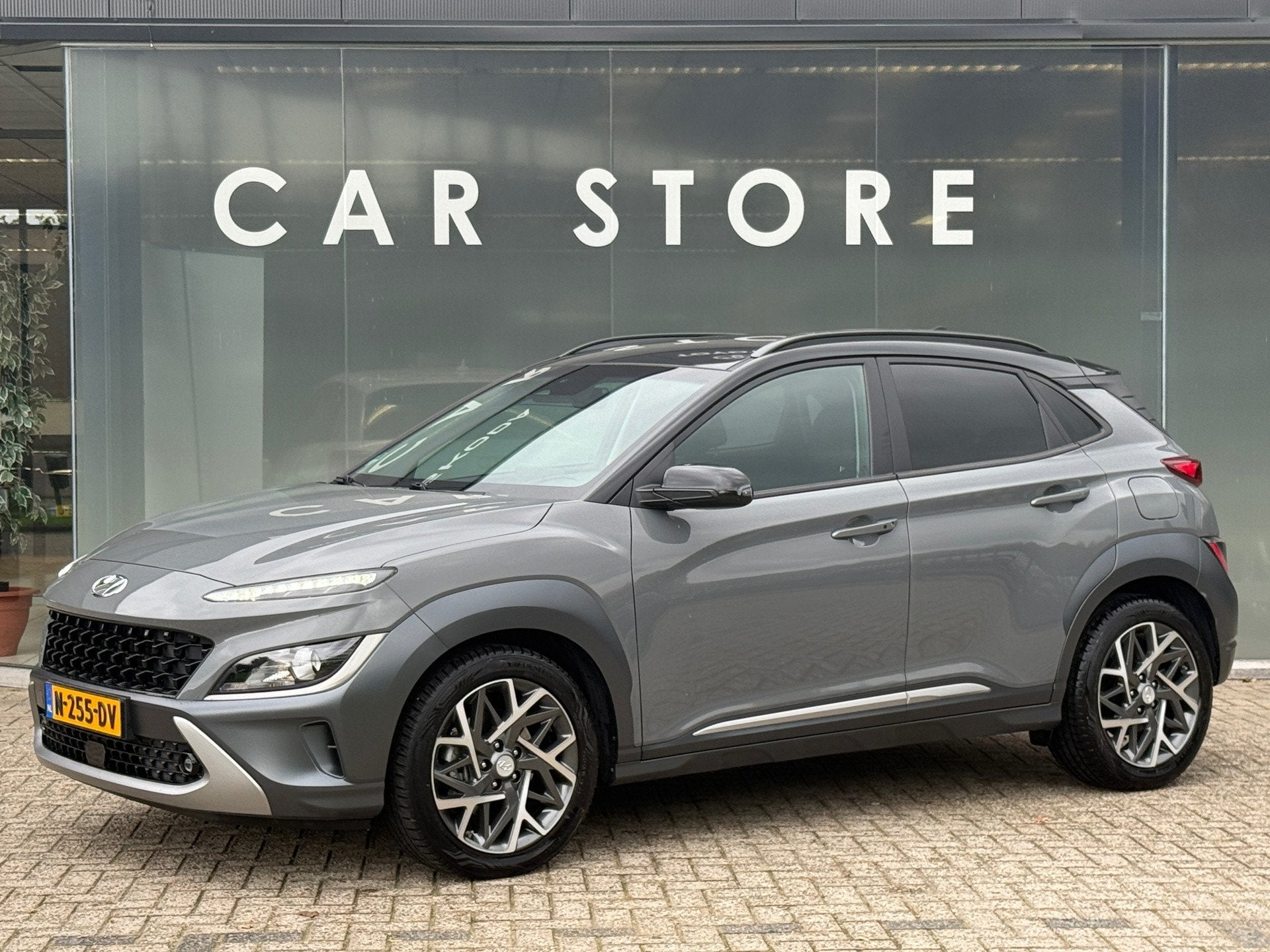 Hyundai Kona 1.6 GDI AUT HEV Fashion Navi|Carplay|Camera|HuD, Dealer onderhouden, Stof, Gebruikt, Origineel Nederlands