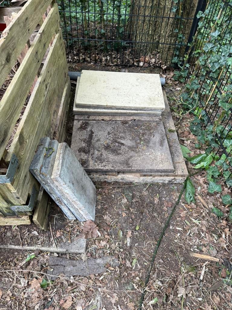Betontegels 4 stuks gratis, Tuin en Terras, Ophalen, Zo goed als nieuw, Beton, Terrastegels