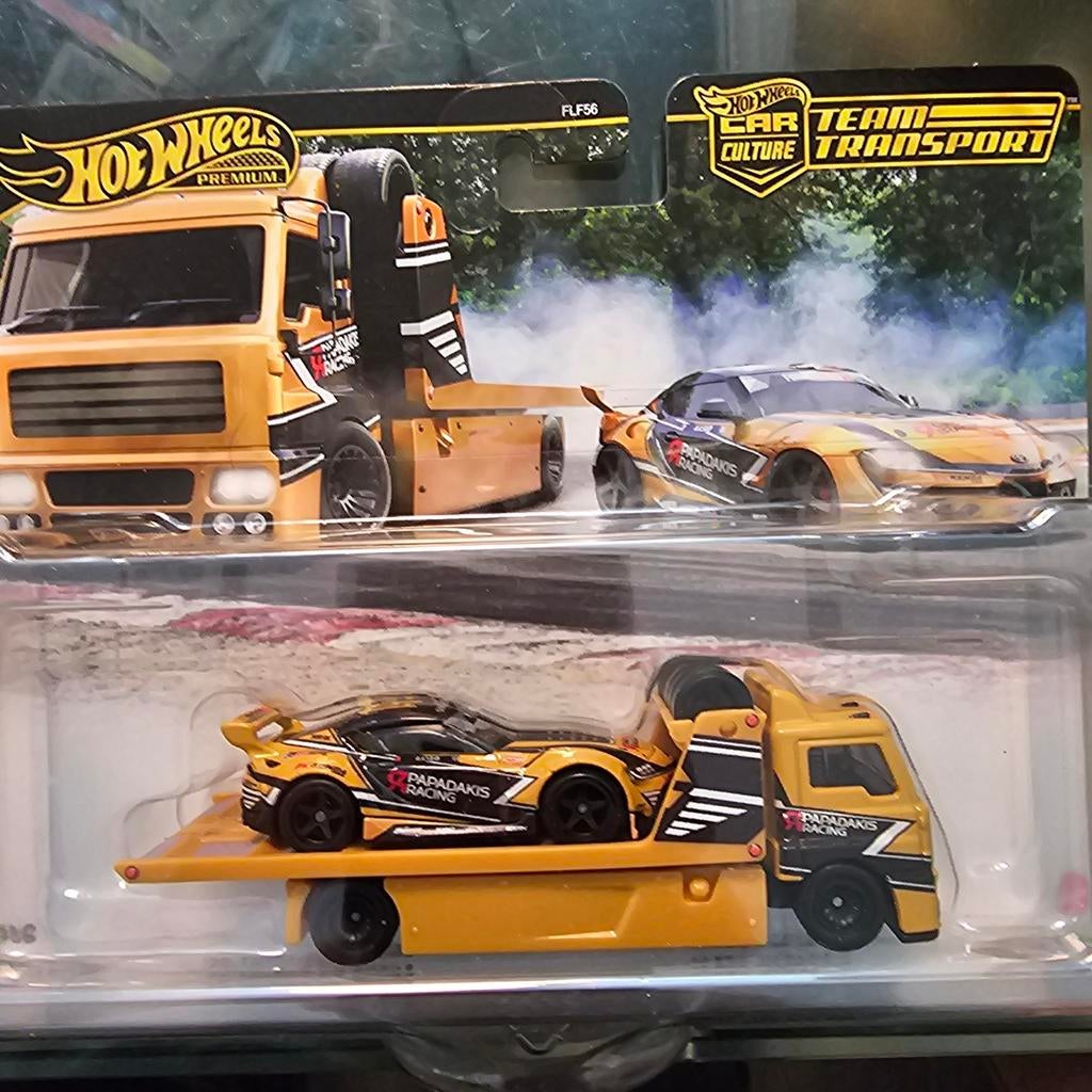 Hot Wheels Team Transport Papadakis Racing Toyota Supra, Kinderen en Baby's, Speelgoed | Speelgoedvoertuigen, Nieuw, Ophalen of Verzenden