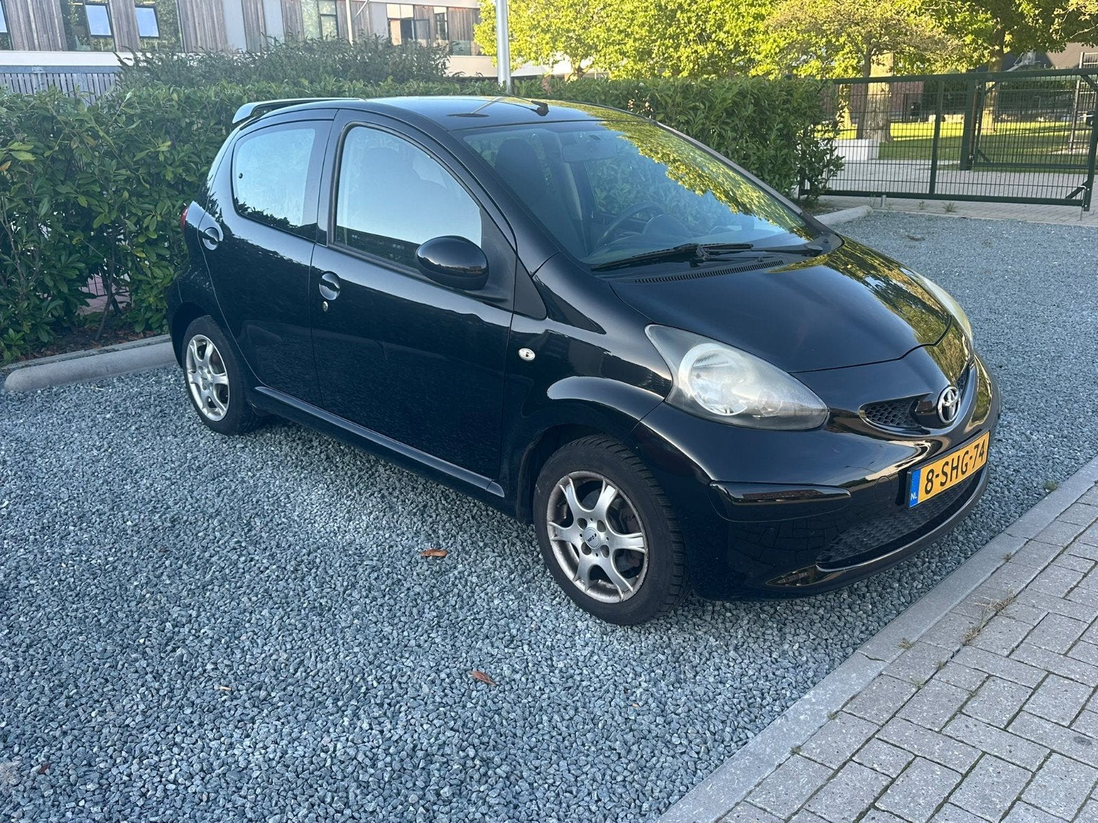 Toyota Aygo 1.0 12V Vvt-i 5DRS 2007 Zwart, Auto's, Voorwielaandrijving, 4 stoelen, Handgeschakeld, Particulier