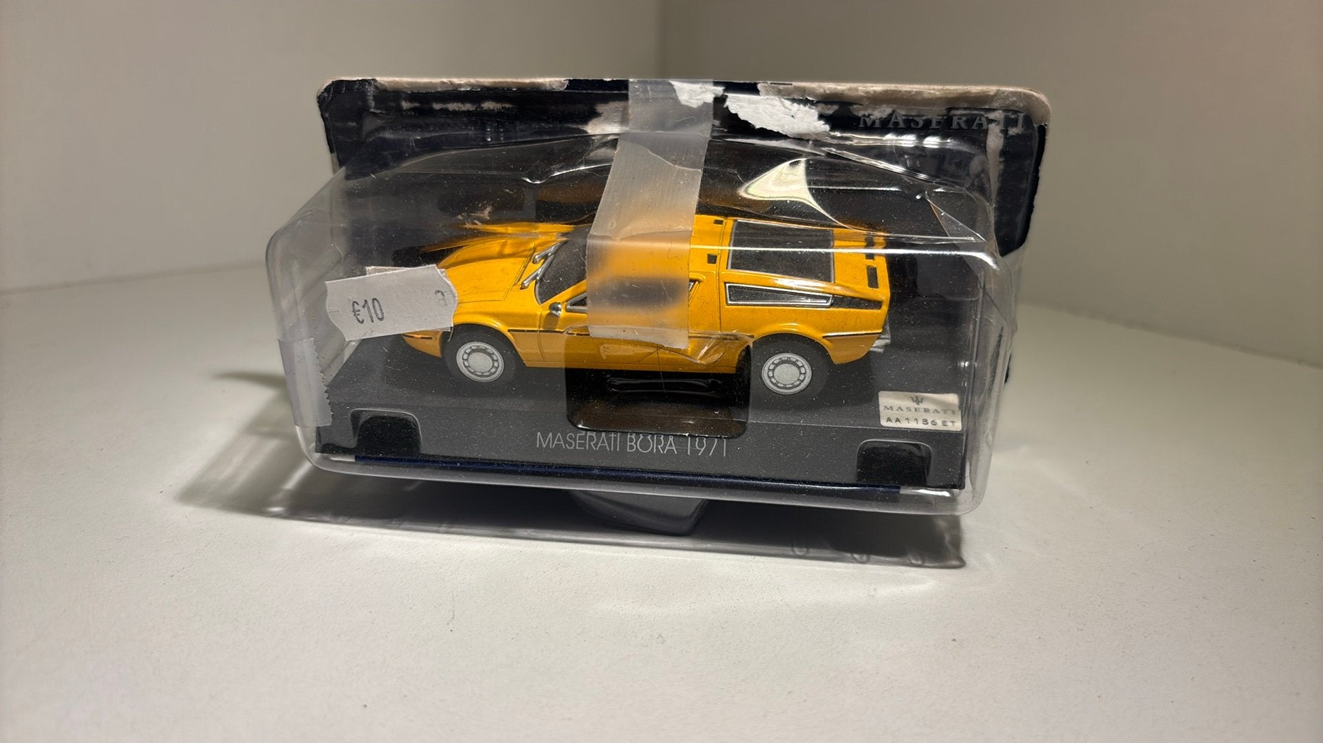 Maserati bora 1971 die cast 1.43, Overige merken, Auto, Ophalen of Verzenden, A