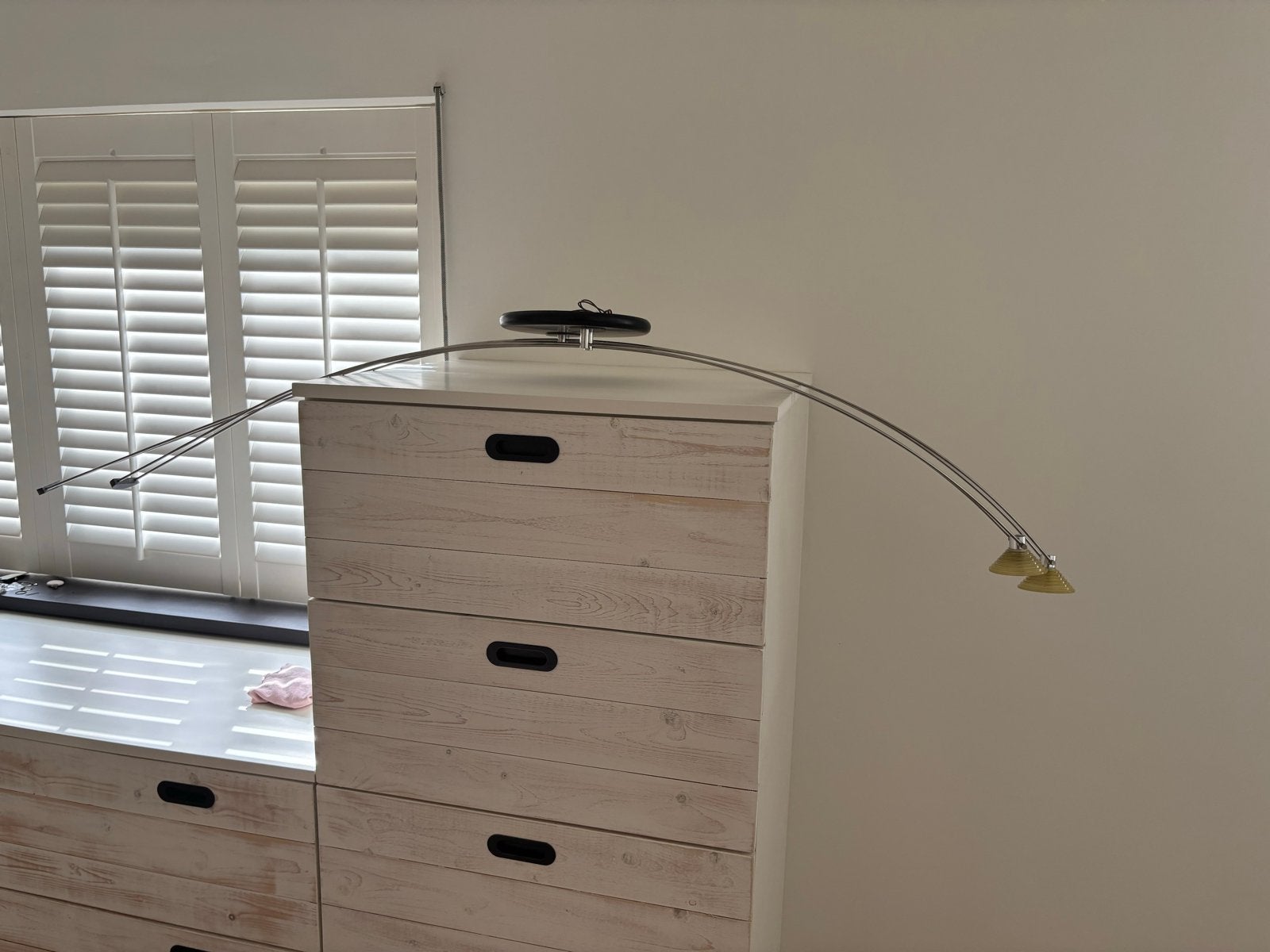 BAVA ontwerp booglamp tijdloos design (alleen ophalen), Overige merken, Gebruikt, Geel, Overige fittingen