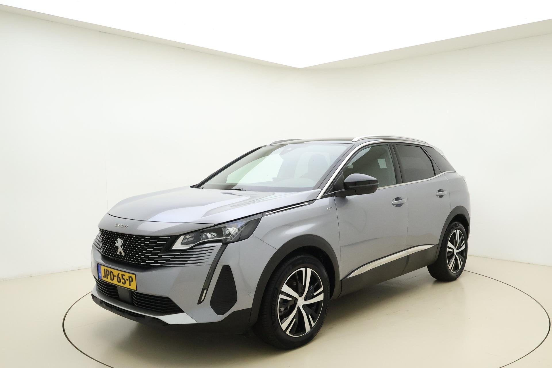 Peugeot 3008 1.2T 130pk GT | Achteruitrijcamera | Parkeersen, Voorwielaandrijving, 1199 cc, Leder en Stof, Parkeersensor