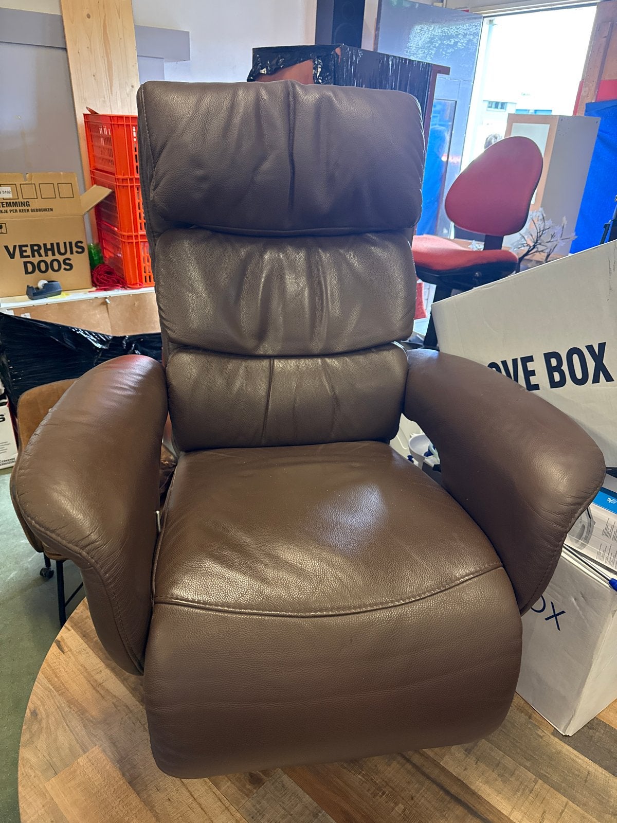 Draaibare leren fauteuil - Himolla - Bruin, Huis en Inrichting, Fauteuils, Ophalen, Gebruikt, Leer, 75 tot 100 cm