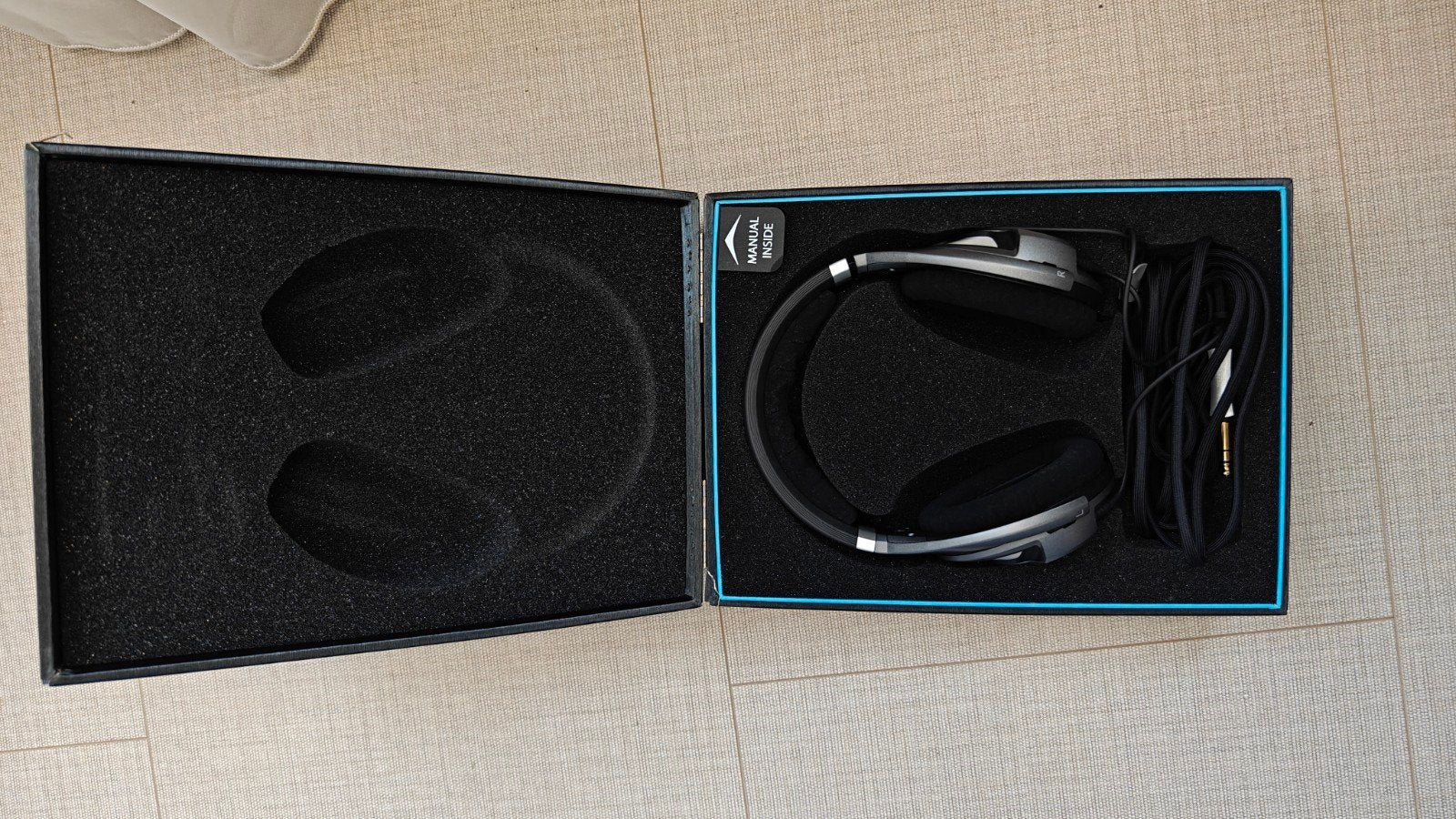 Sennheiser HD700, Ophalen of Verzenden, Zo goed als nieuw, Overige merken