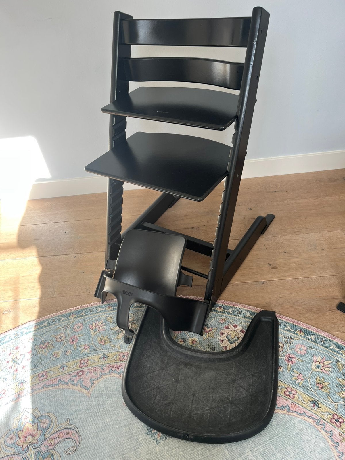 Stokke tripp trapp nieuwste model org zwart incl babyset, Kinderen en Baby's, Kinderstoelen, Ophalen, Gebruikt, Meegroeistoel