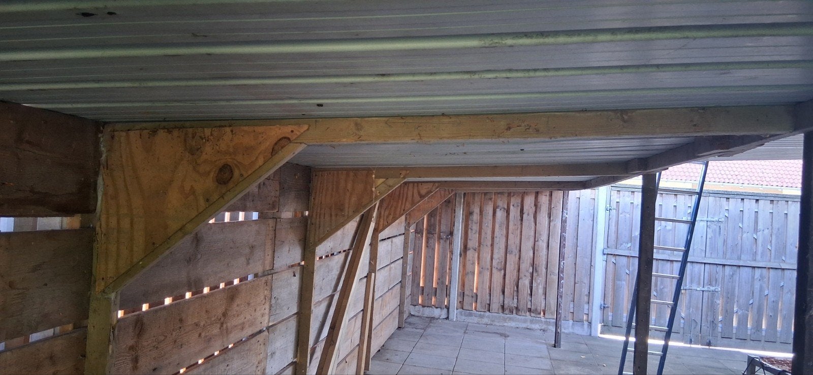 Te koop stevig afdak, Tuin en Terras, Ophalen, Gebruikt, Overige typen