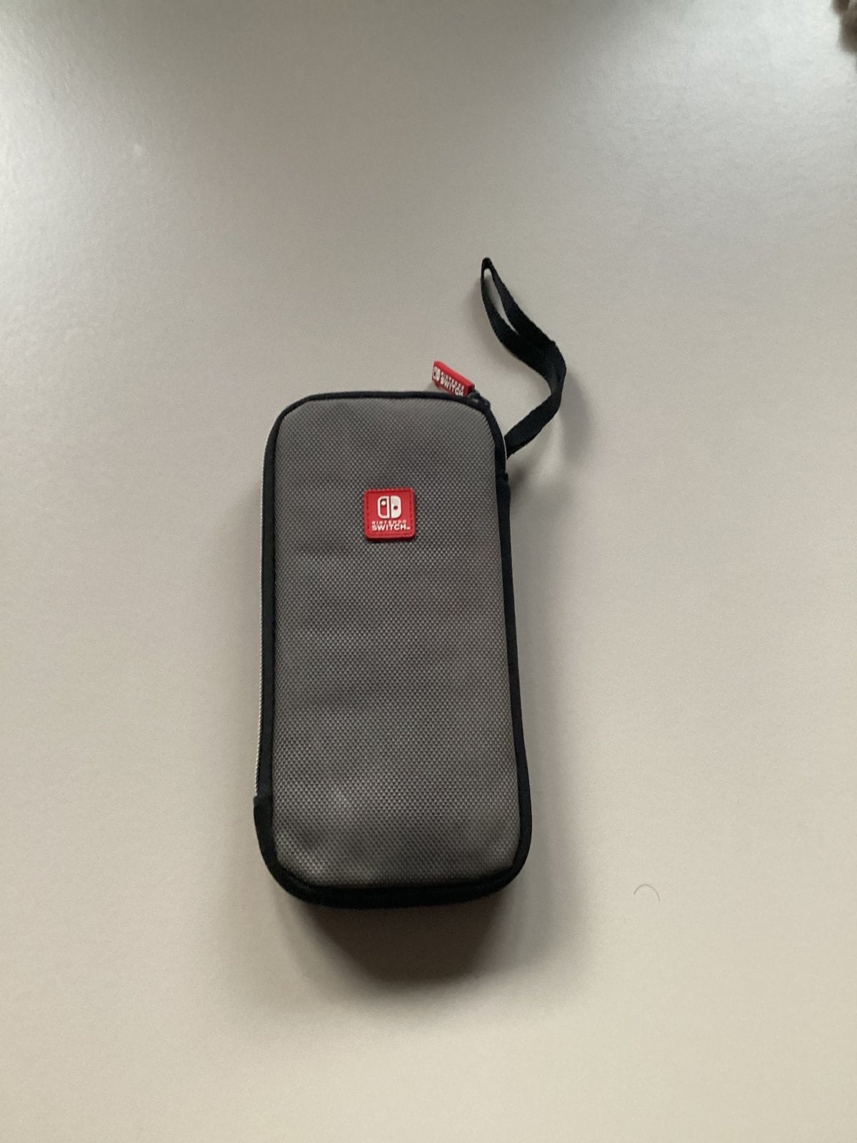 Nintendo Switch Lite Roze met beschermhoes, Ophalen of Verzenden, Roze of Coral, Zo goed als nieuw, Met beschermhoes of tas
