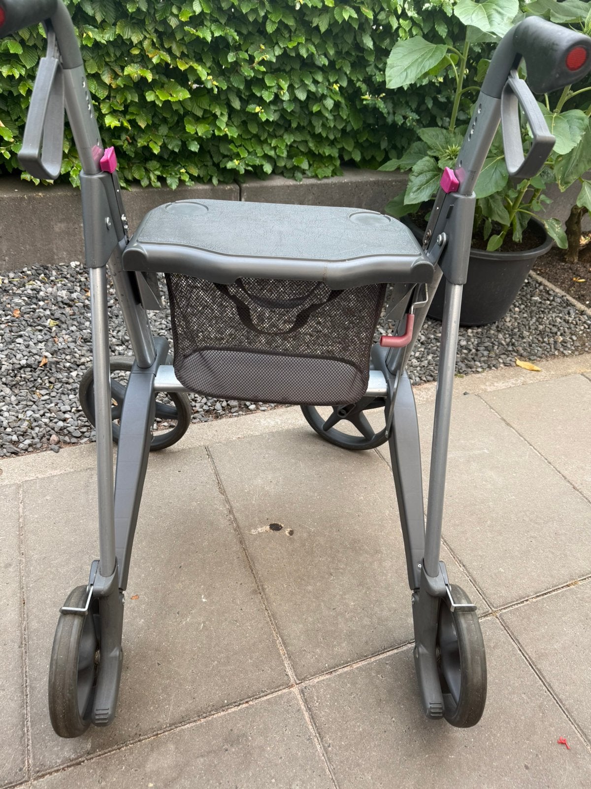 ANWB active walker rollator outlet IJsselstein, Ophalen of Verzenden, Zo goed als nieuw