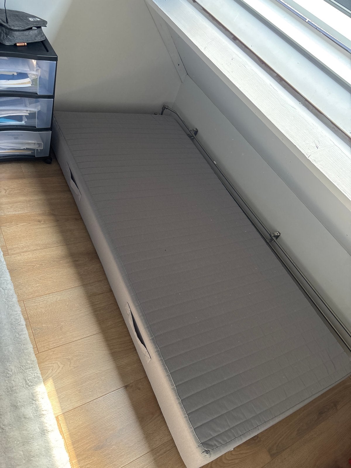 Eenpersoons matras, Spijkenisse ophalen, Huis en Inrichting, Slaapkamer | Matrassen en Bedbodems, Ophalen, Gebruikt, Eenpersoons
