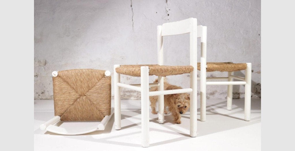 3 White Dining Chairs Style Charlotte Perriand, Huis en Inrichting, Gebruikt, Charlotte Perriand, Vintage, Landelijk, Drie, Wit