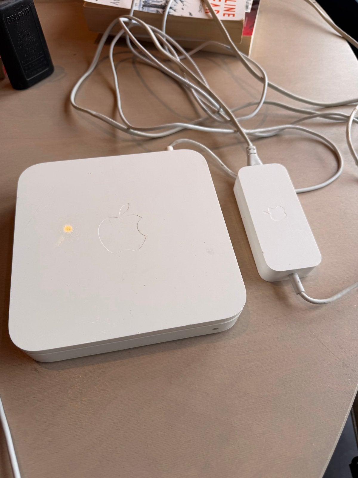 Apple AirPort Extreme 802.11n (1e Generatie) Router, Ophalen of Verzenden, Gebruikt, Router
