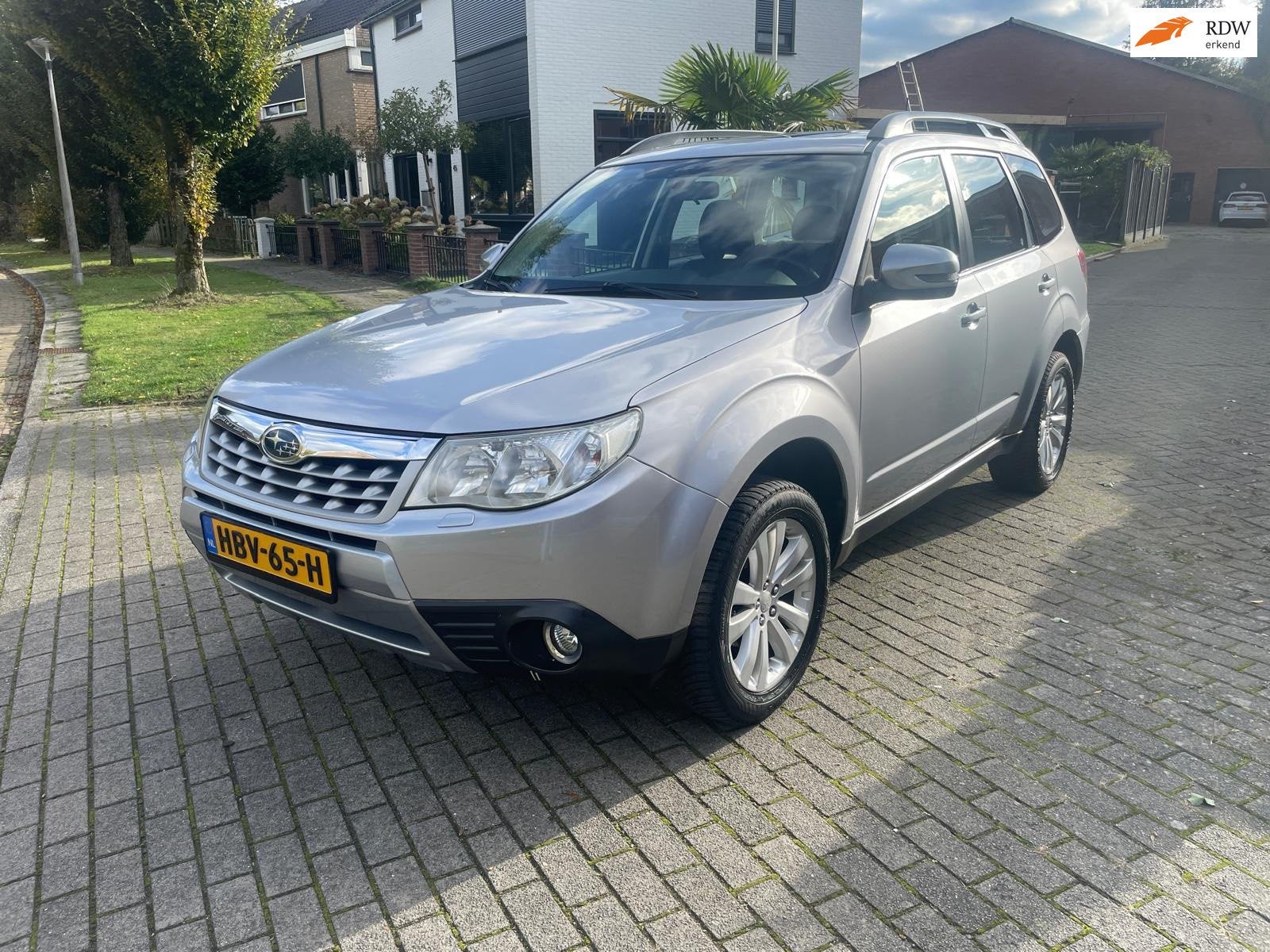 Subaru FORESTER 2.0 X Comfort AWD Xenon Cruise Camera Stoelv, Auto's, Euro 5, 4 cilinders, 150 pk, Forester