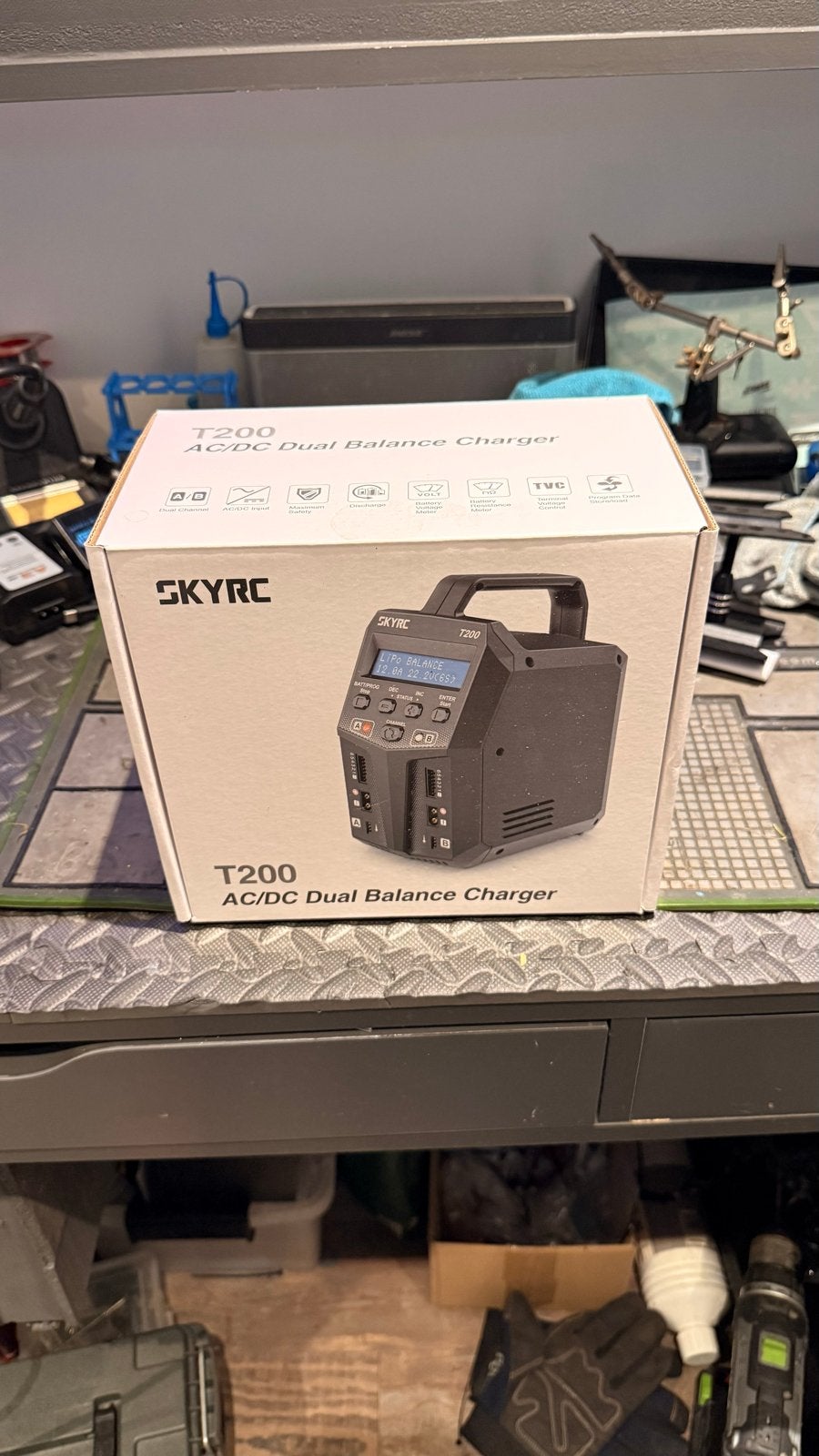 SkyRC T200 AC/DC Dual Balance Lader, Hobby en Vrije tijd, Modelbouw | Radiografisch | Overige, Ophalen of Verzenden, Nieuw